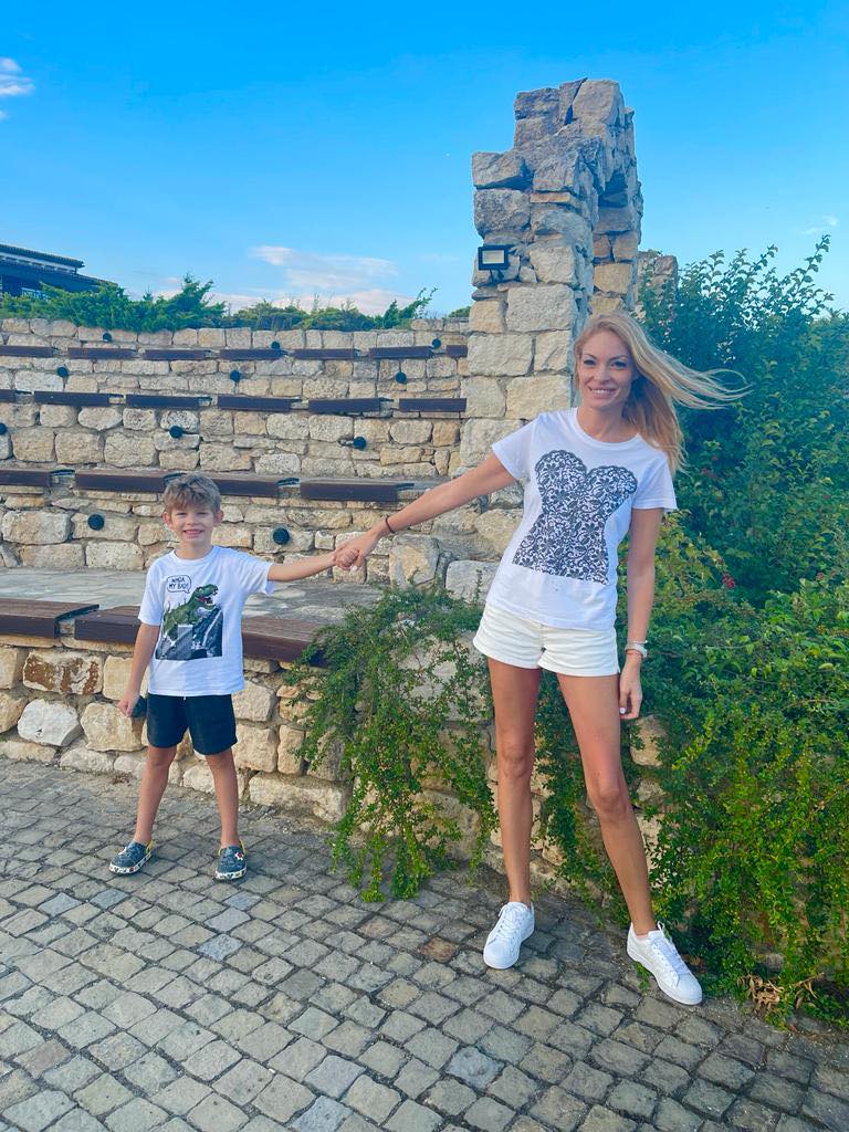 Motivul pentru care Cristi Borcea ar divorța de Valentina Pelinel. A spus-o fără rețineri. „Nu poate să-mi impună mie vreo femeie sau soția mea așa ceva”