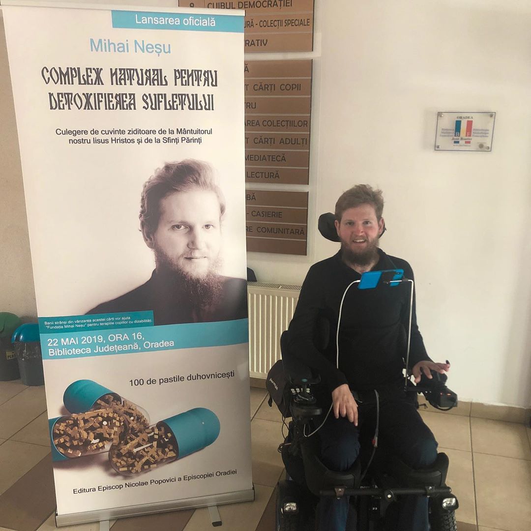 Mihai Neșu, mesaj din scaunul cu rotile pentru Ilie Bolojan, după tăierea facilităților pentru persoanele cu dizabilități: „Are dorința de a face lucruri bune în țară”
