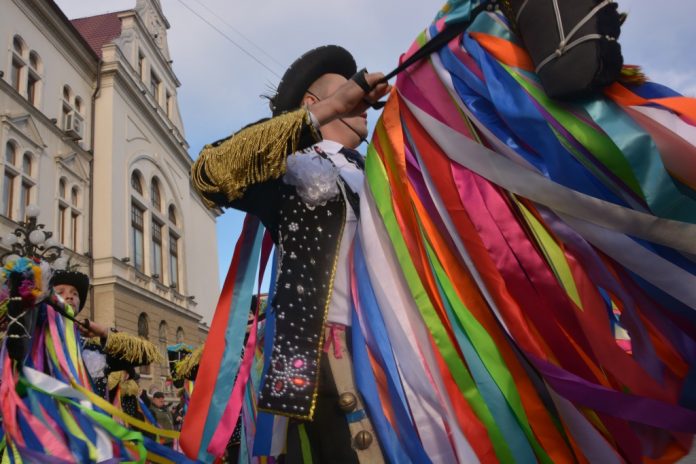 GALERIE FOTO/ Cum se pregătesc gospodinele din Bucovina de Sărbători