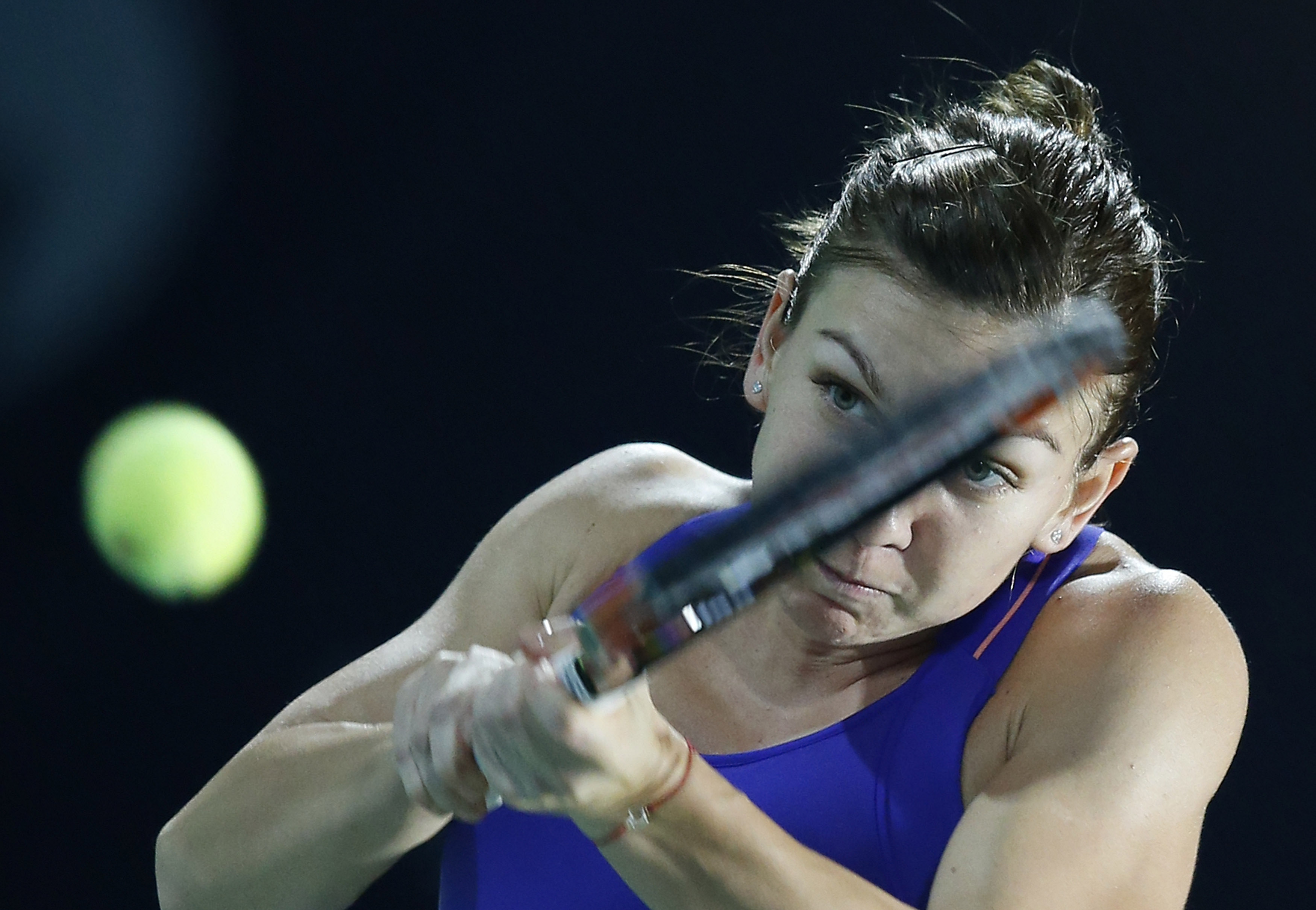 Simona Halep vrea să revină pe locul 3 mondial! Efortul depus în meciul cu Pironkova, în imagini / GALERIE FOTO