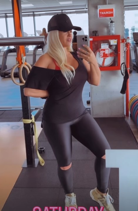 Câte kilograme are Anda Adam. Artista a răbufnit după ce fanii i-au criticat silueta: „Nu am încurajat anorexia”
