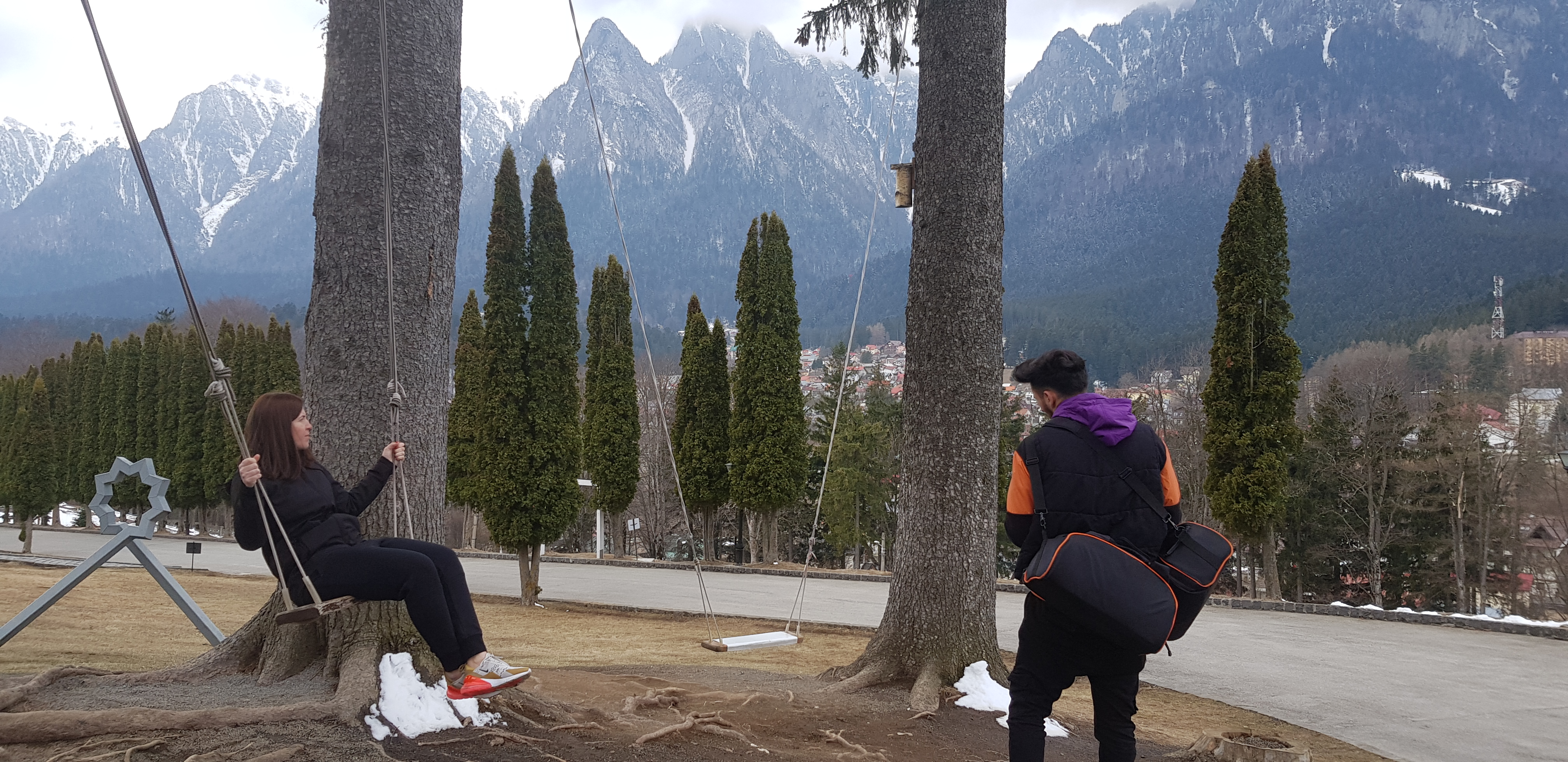 Jocurile Olimpice de iarnă. Cine este Raluca Strămăturaru, cea mai de succes sportivă din istoria saniei românești, la a 5-a Olimpiadă consecutivă: „M-au selectat de pe terenul de fotbal”