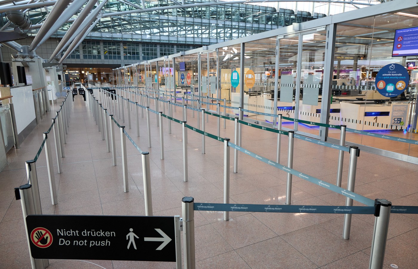 Grevă spontană pe aeroportul din Hamburg, unde e haos și toate zborurile au fost anulate sau amânate