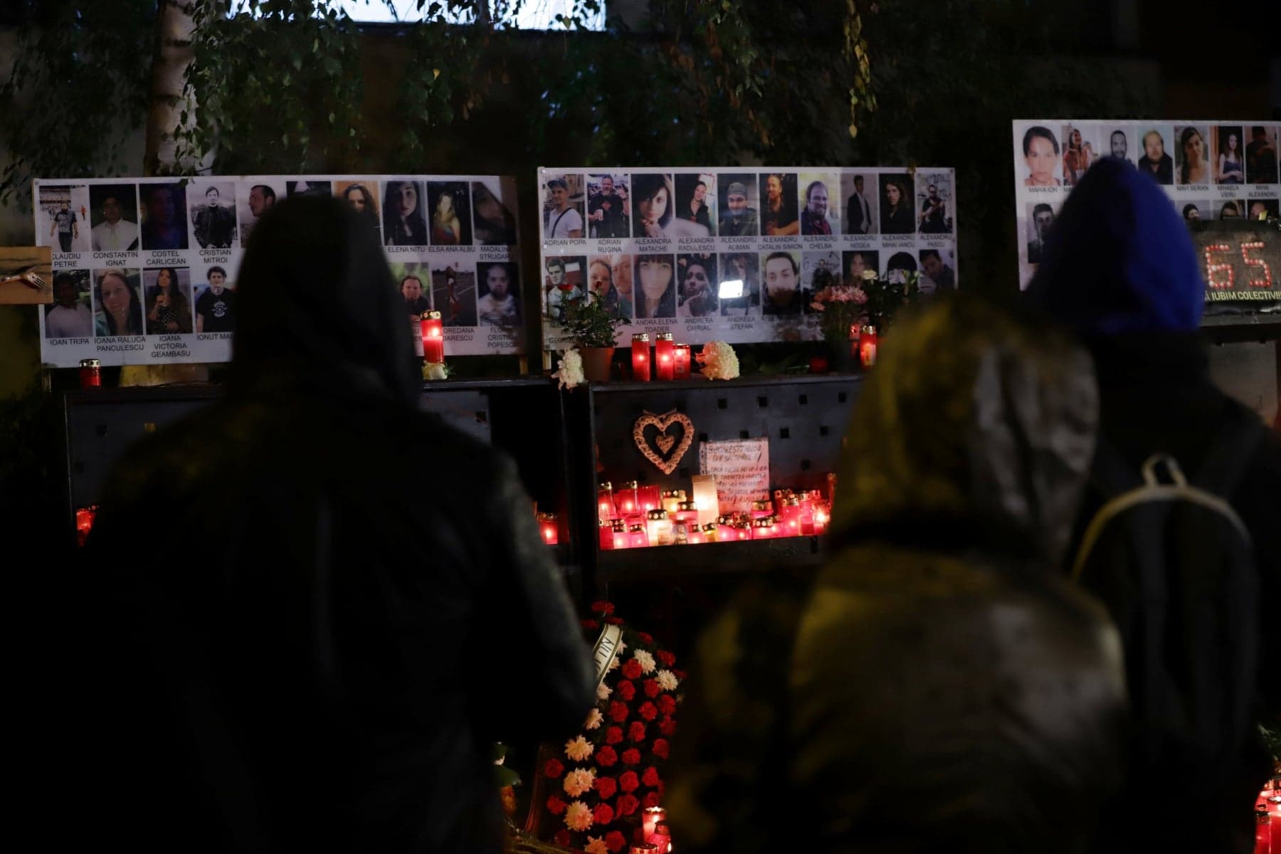 ”Nu uităm!”, marș în memoria victimelor din Colectiv. Supraviețuitor al incendiului: ”Statul român tot nu face nimic. El continuă să numere morți. Și atât!”