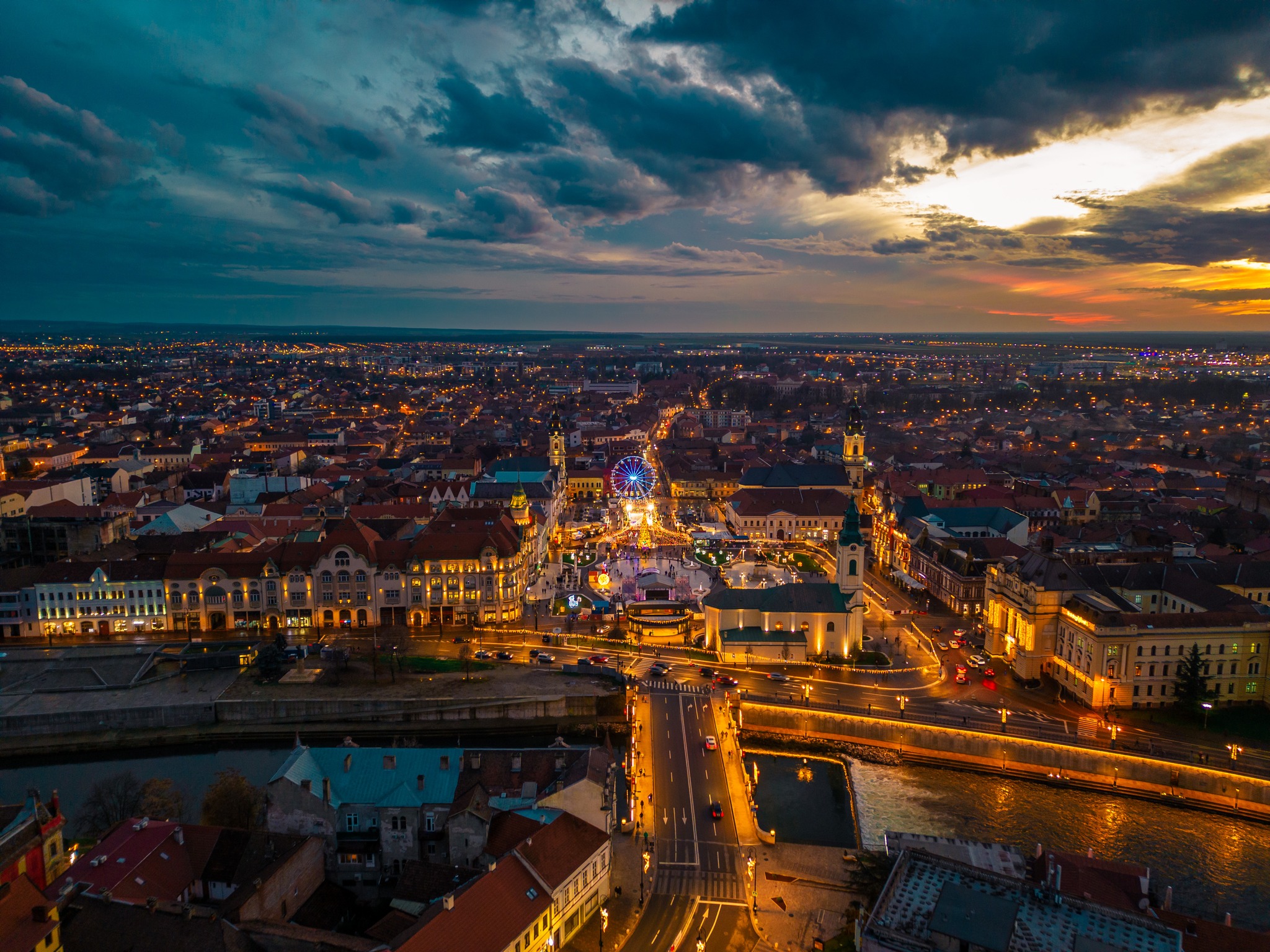 Târgul de Crăciun Oradea 2024. O zonă specială pentru food truck și 31 de căsuțe cu obiecte de cult, lemn, lut și ceramică