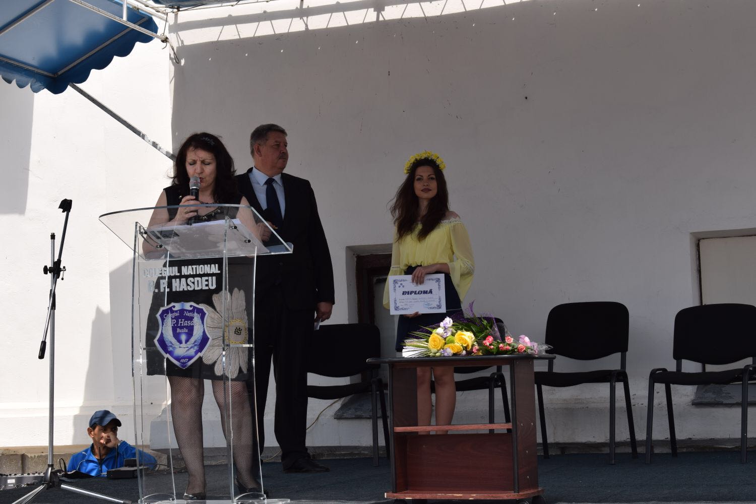 REPORTAJ / Maria, fata de preot cu 10 pe linie, care uimește prin performanțele școlare, dar și prin frumusețe - FOTO