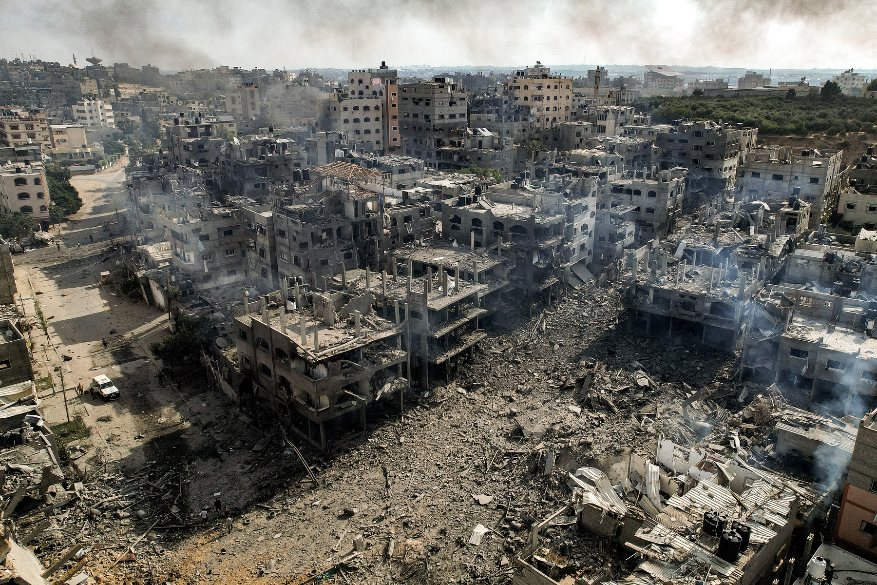 Israelul a făcut una cu pământul un oraș cu 200.000 de locuitori, în Gaza: „Auzim răniții când cer ajutor și unii dintre ei mor”