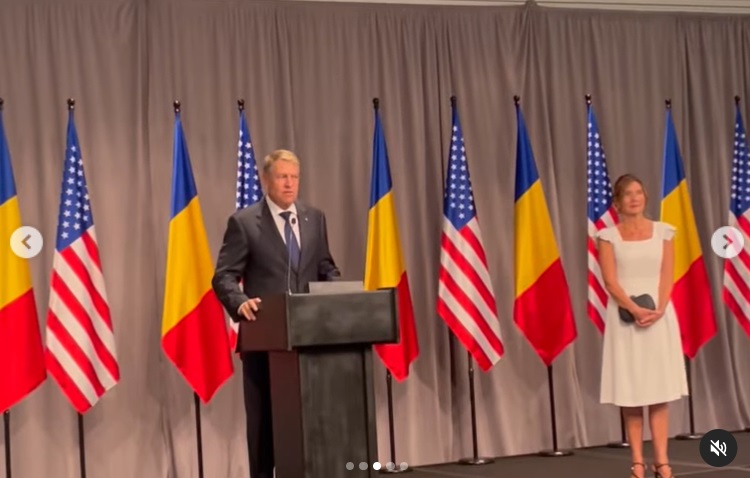 Anamaria Ferentz, declarații despre întâlnirea cu Klaus Iohannis din San Francisco: „Consulatul din Los Angeles ne-a invitat”. Cum s-a pozat cântăreața cu președintele