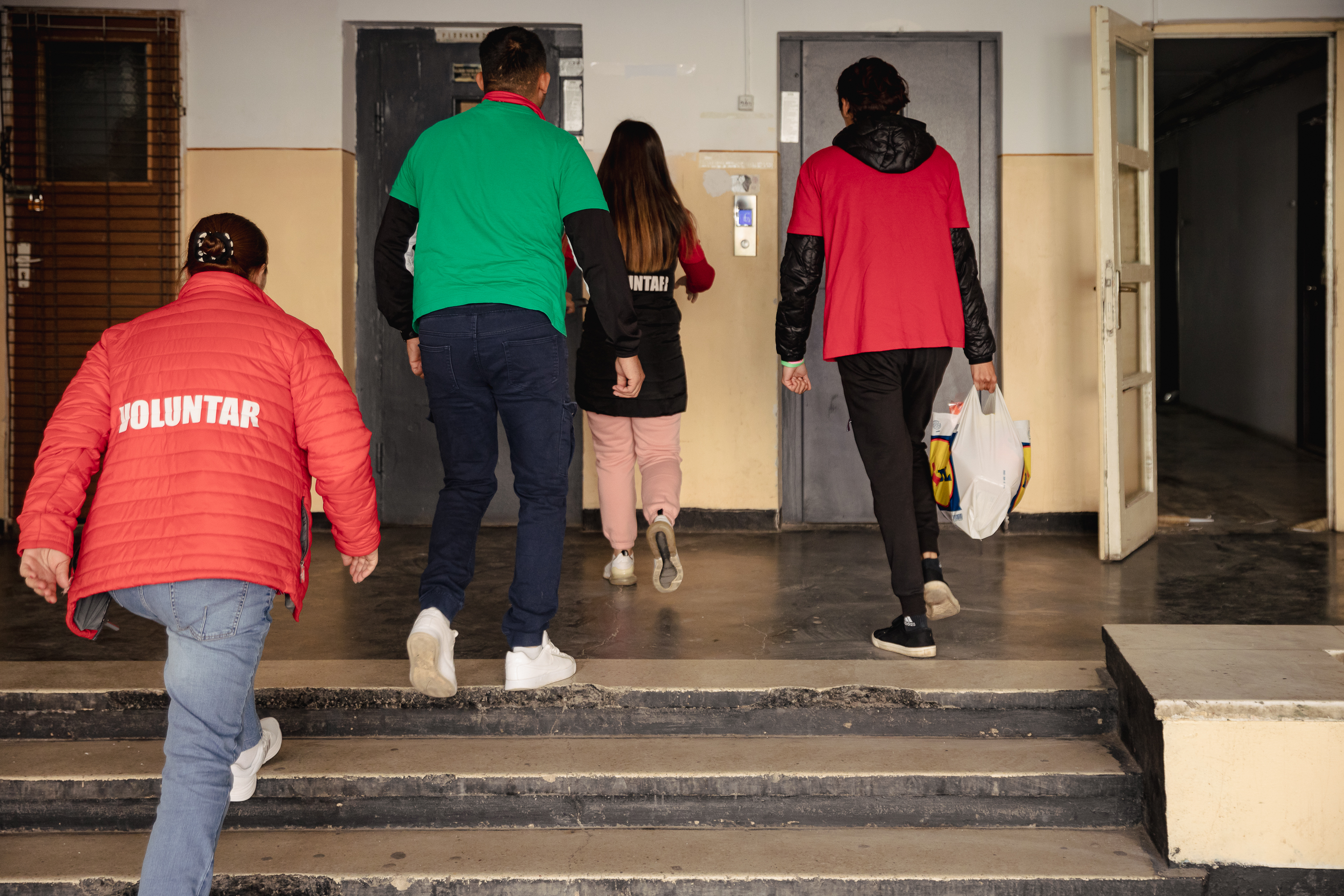 REPORTAJ. O femeie din Piatra-Neamţ a transformat suferinţa personală în izvor de bine pentru ceilalţi: „Dacă nu făceam asta, muream de durere”