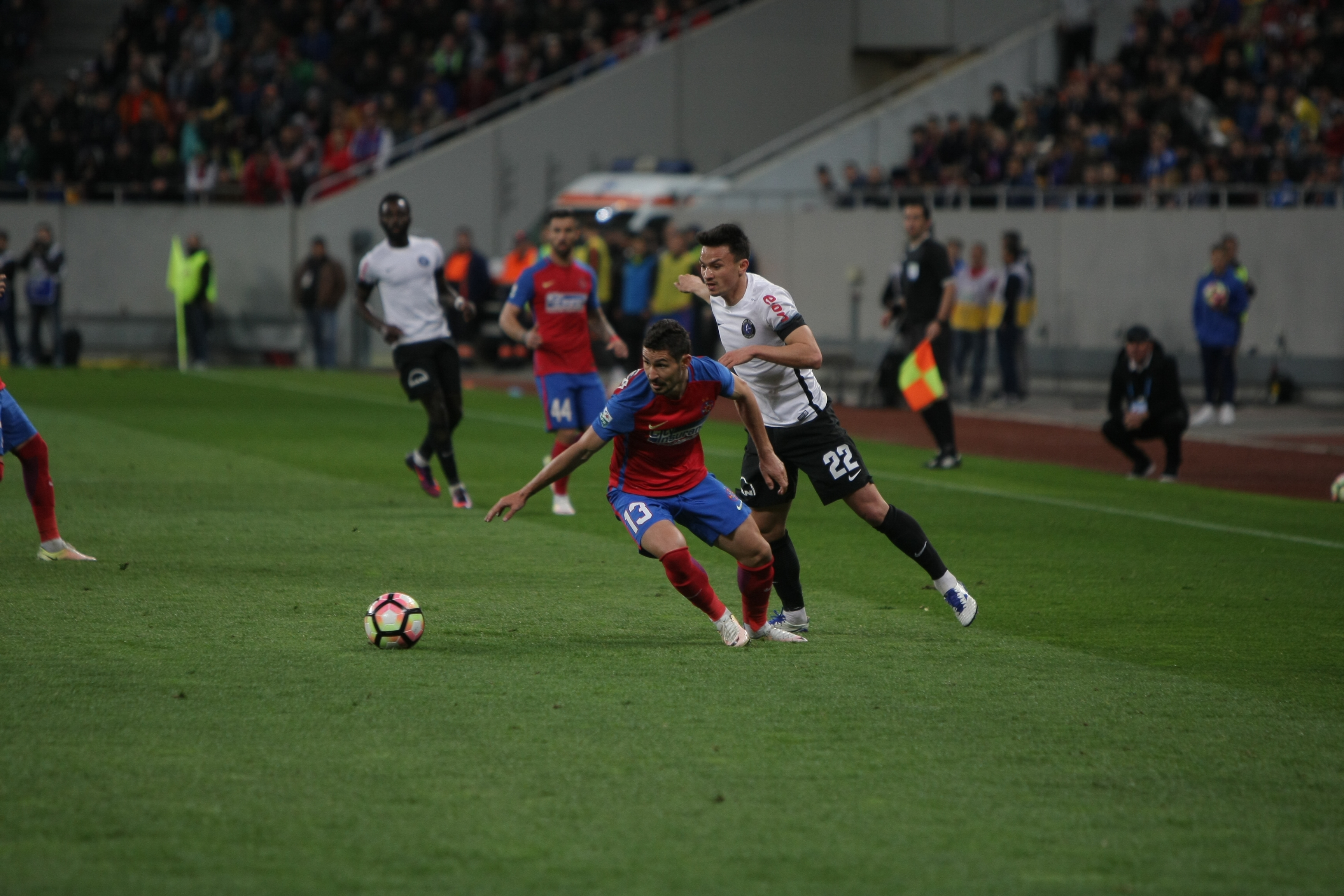 Liga 1, play-off, etapa a 7-a: FCSB - Viitorul 1-1. FCSBal de ratări! Gazdele, două penalty-uri neacordate și două bare! / FOTO&VIDEO