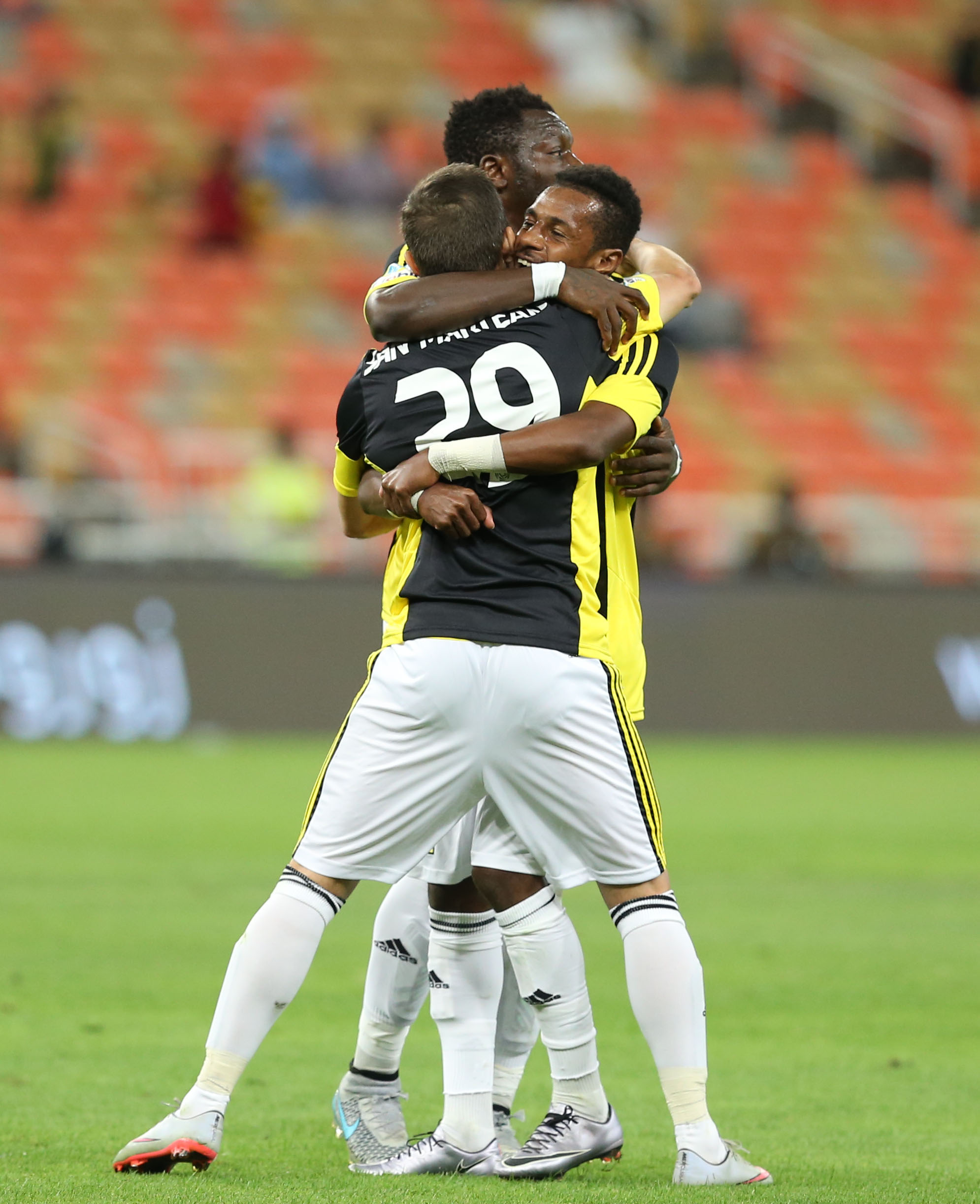 Magicianul Lucian Sânmărtean, gol și două pase de gol pentru Al Ittihad / VIDEO