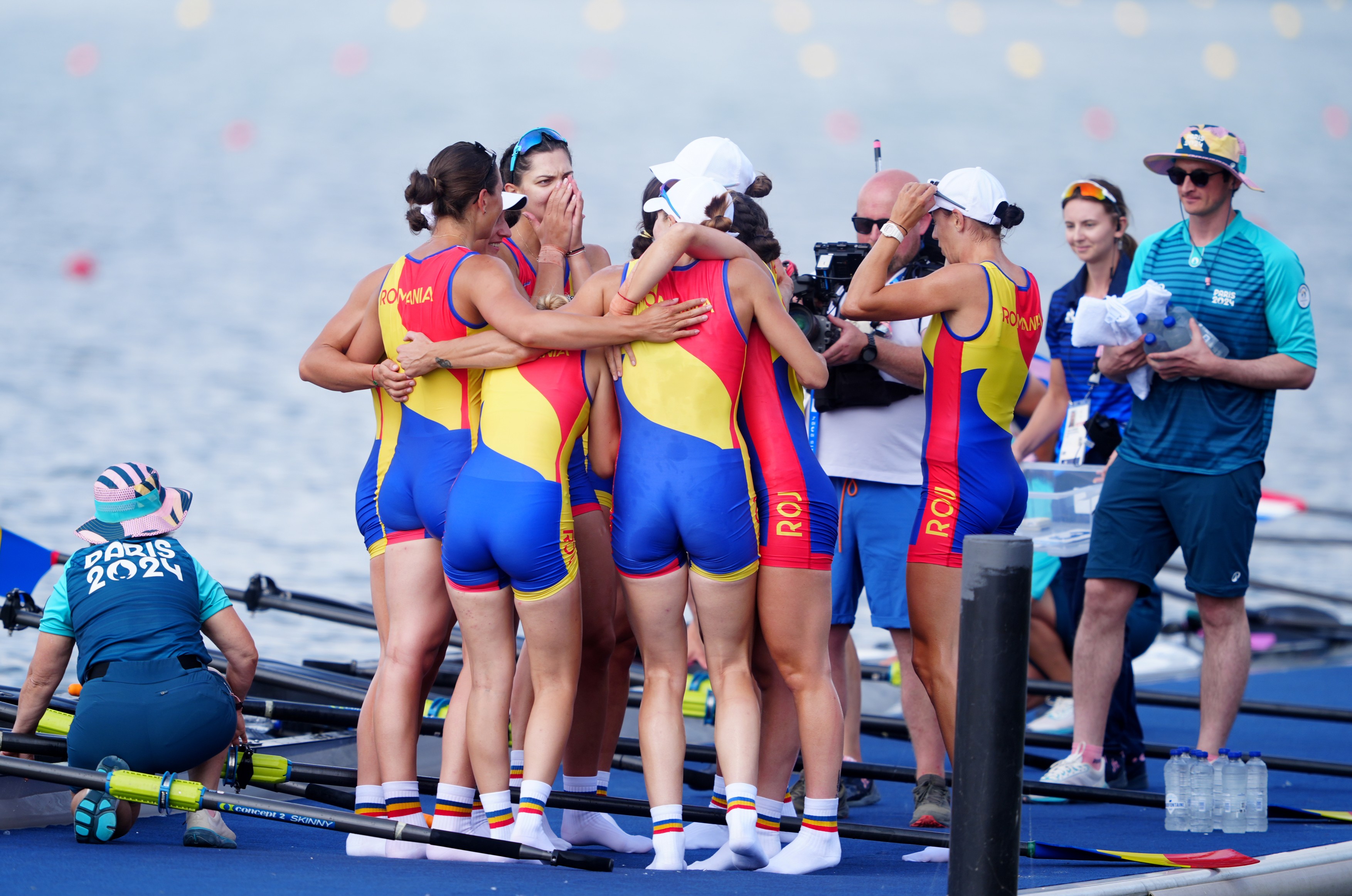 Aur după 20 de ani! Echipajul feminin de 8 plus 1 a dominat finala și a câștigat medalia de aur la JO 2024. Team România a ajuns la 7 medalii