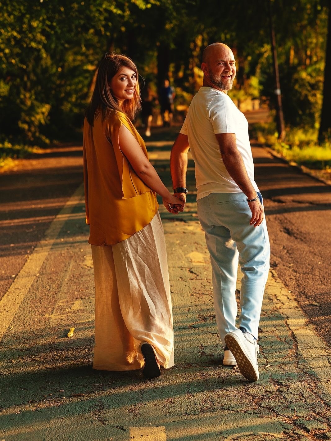 Cum au apărut soția și copiii lui Cosmin Seleși în Bali. Ce familie frumoasă are actorul. „La mulți ani, iubita mea!”