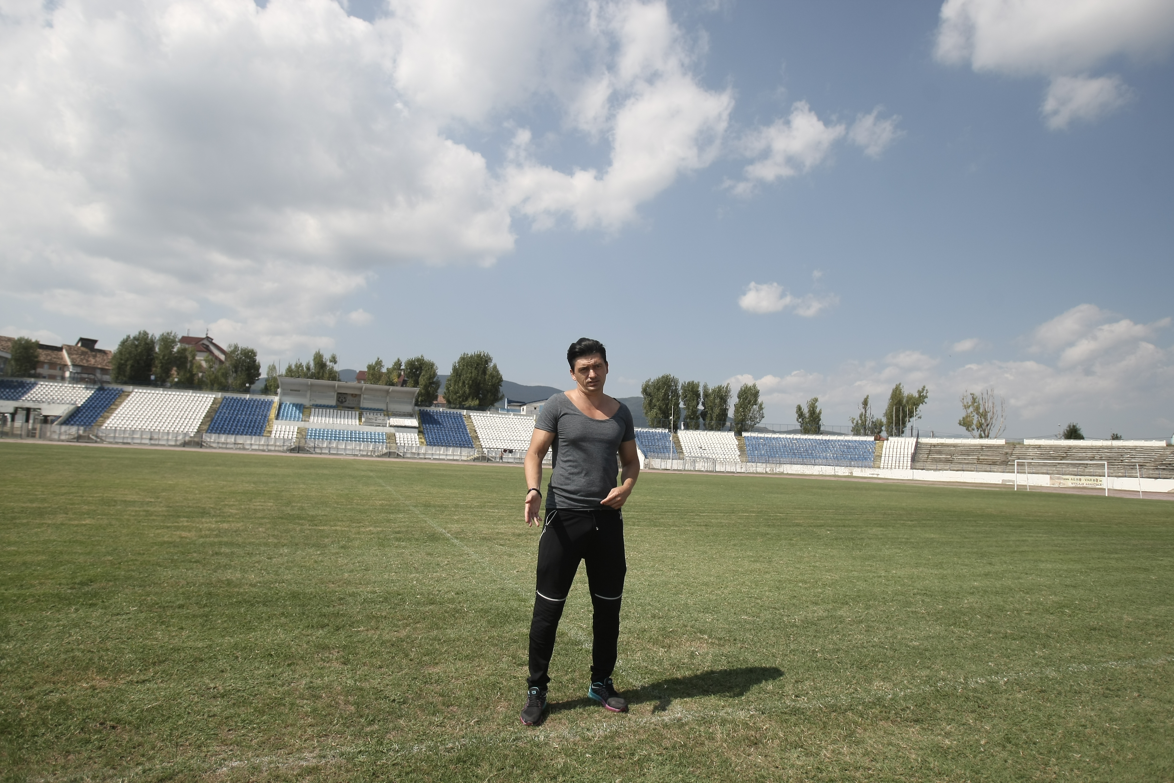 Povestea lui Nicușor Stanciu. A făcut naveta cu ”rechini”, a fost Mister Boboc, la 16 ani era să-și piardă piciorul
