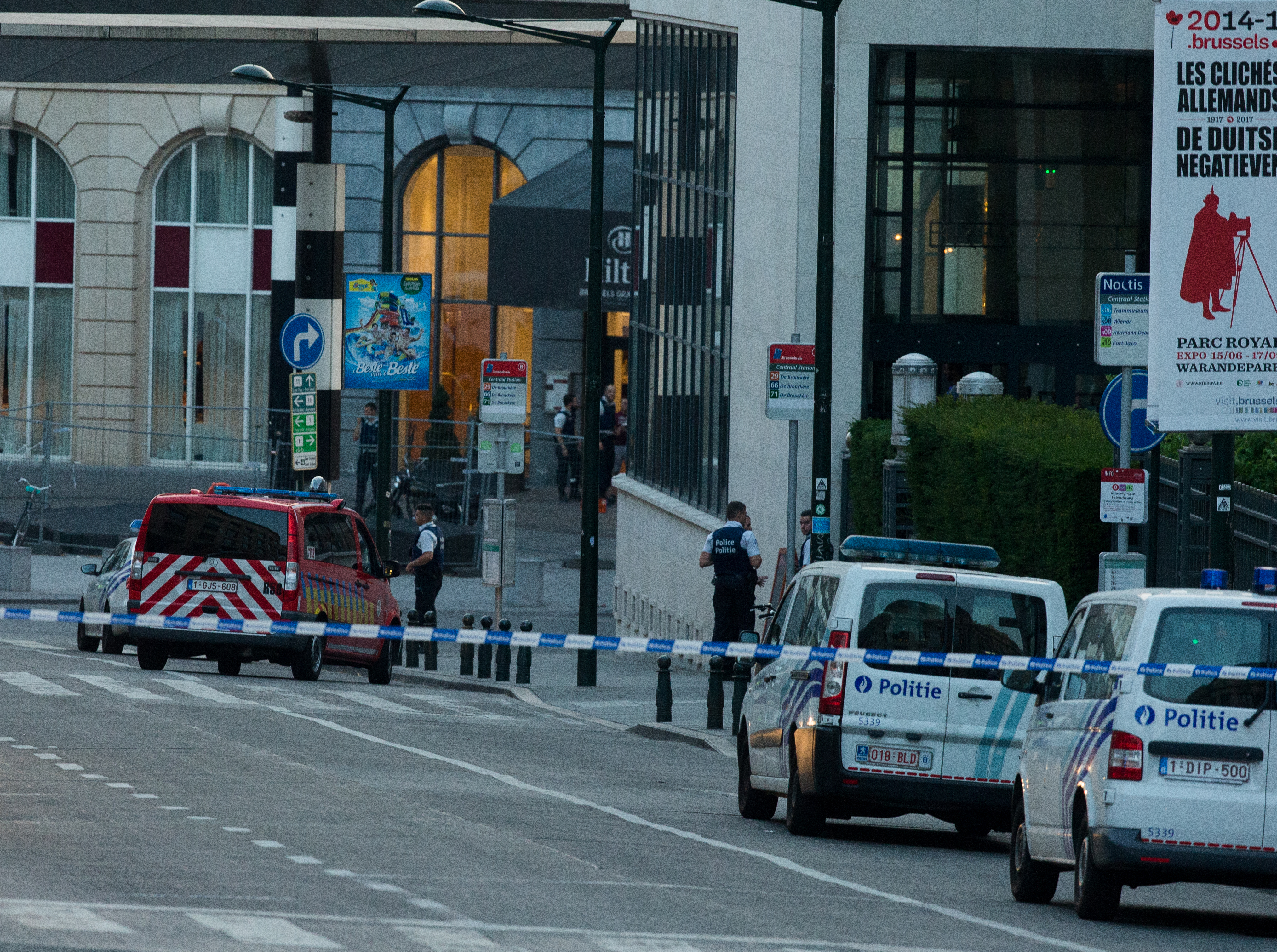 Tentativă de atentat la Gara Centrală din Bruxelles | Un bărbat a fost împușcat, după ce a detonat o centură explozivă