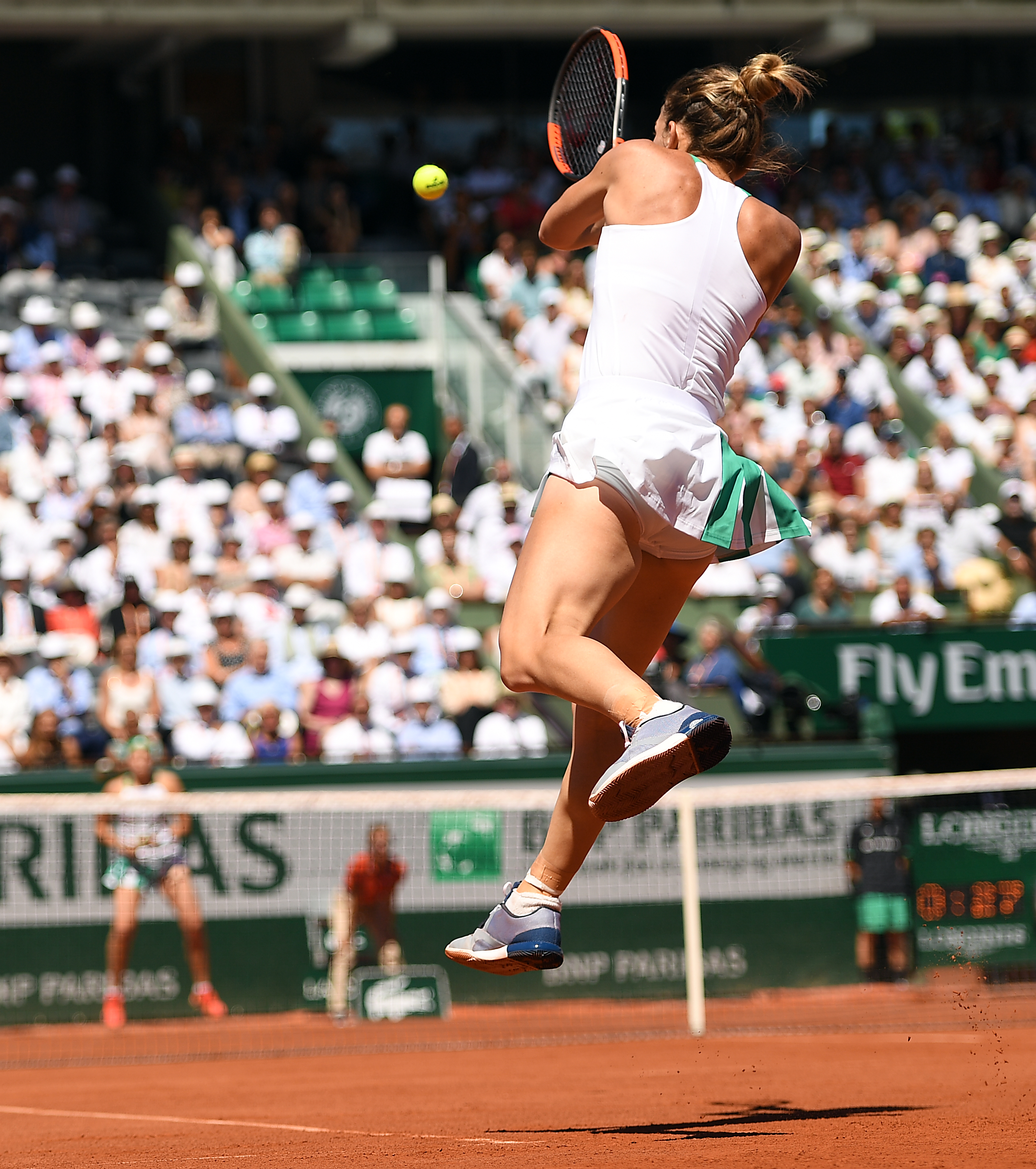 LIVE TEXT Finala de la Roland Garros: Simona Halep - Jelena Ostapenko 6-4, 4-6, 3-6. SimoNAIVA! Românca a pierdut titlul, după ce a avut 6-4, 3-0. În decisiv, a condus cu 3-1! GALERIE FOTO & VIDEO
