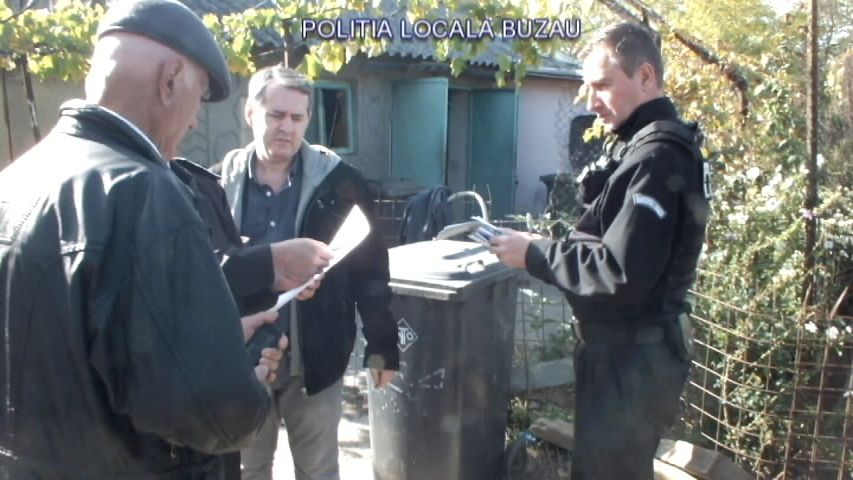 Încă o fermă ilegală de păsări și animale a fost descoperită la Buzău de polițiștii locali| GALERIE FOTO