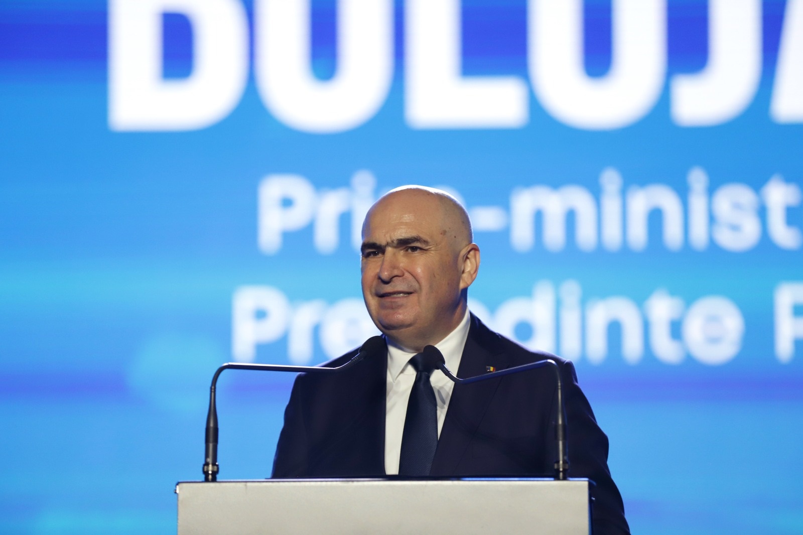 PNL a cerut suspendarea ședinței din Parlament din cauza prezenței abuzive a partidului pe lista Guvernului Veștea