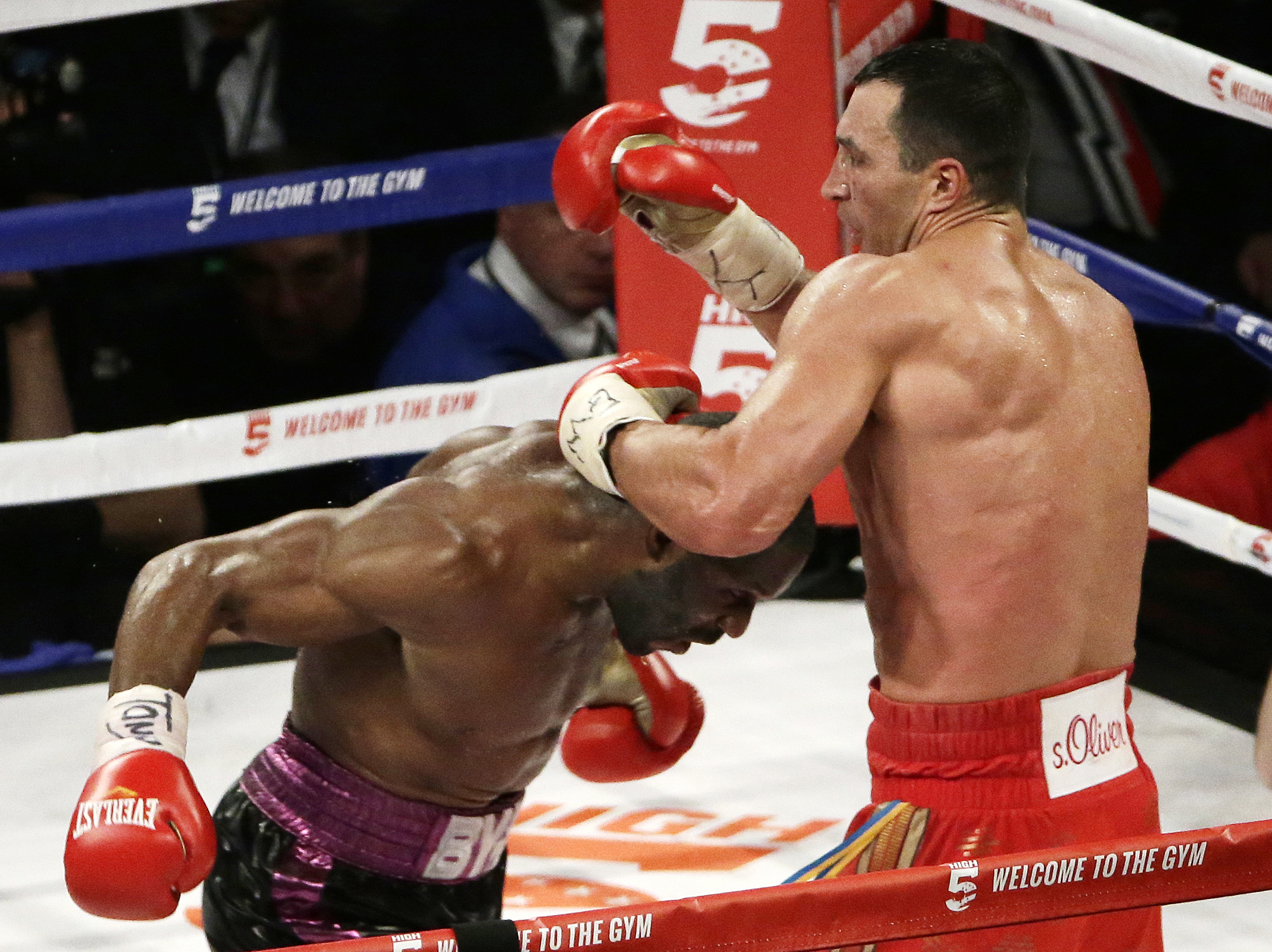 Klitschko l-a învins pe Jennings. Se pregăteşte Tyson Fury!