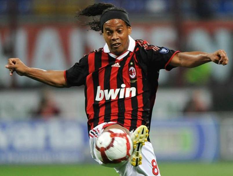 GALERIE FOTO / Pasiune dusă la extrem pentru Ronaldinho!