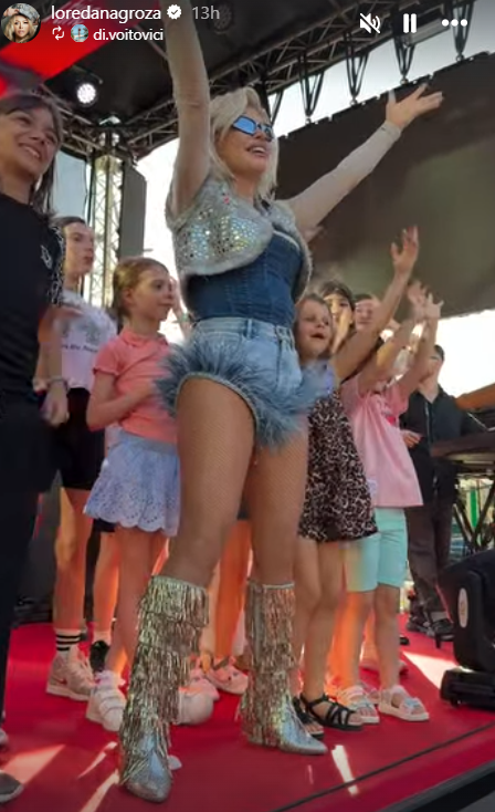 Cum a apărut Loredana Groza la un concert susținut în București. Artista a făcut spectacol în cea mai provocatoare ținută