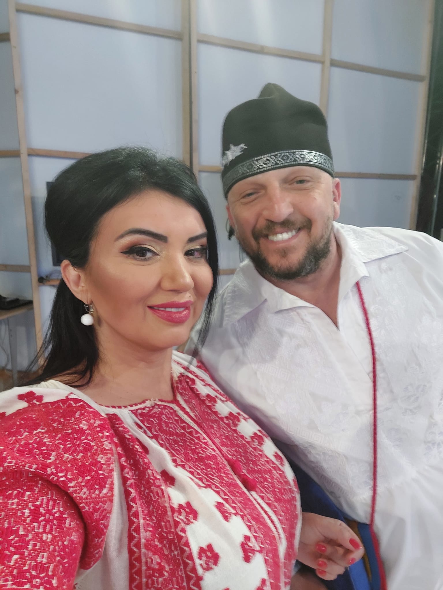 De ce Adriana Bahmuțeanu a grăbit cununia religioasă cu George Restivan: „O să vedem când facem petrecerea, când adunăm toți prietenii”