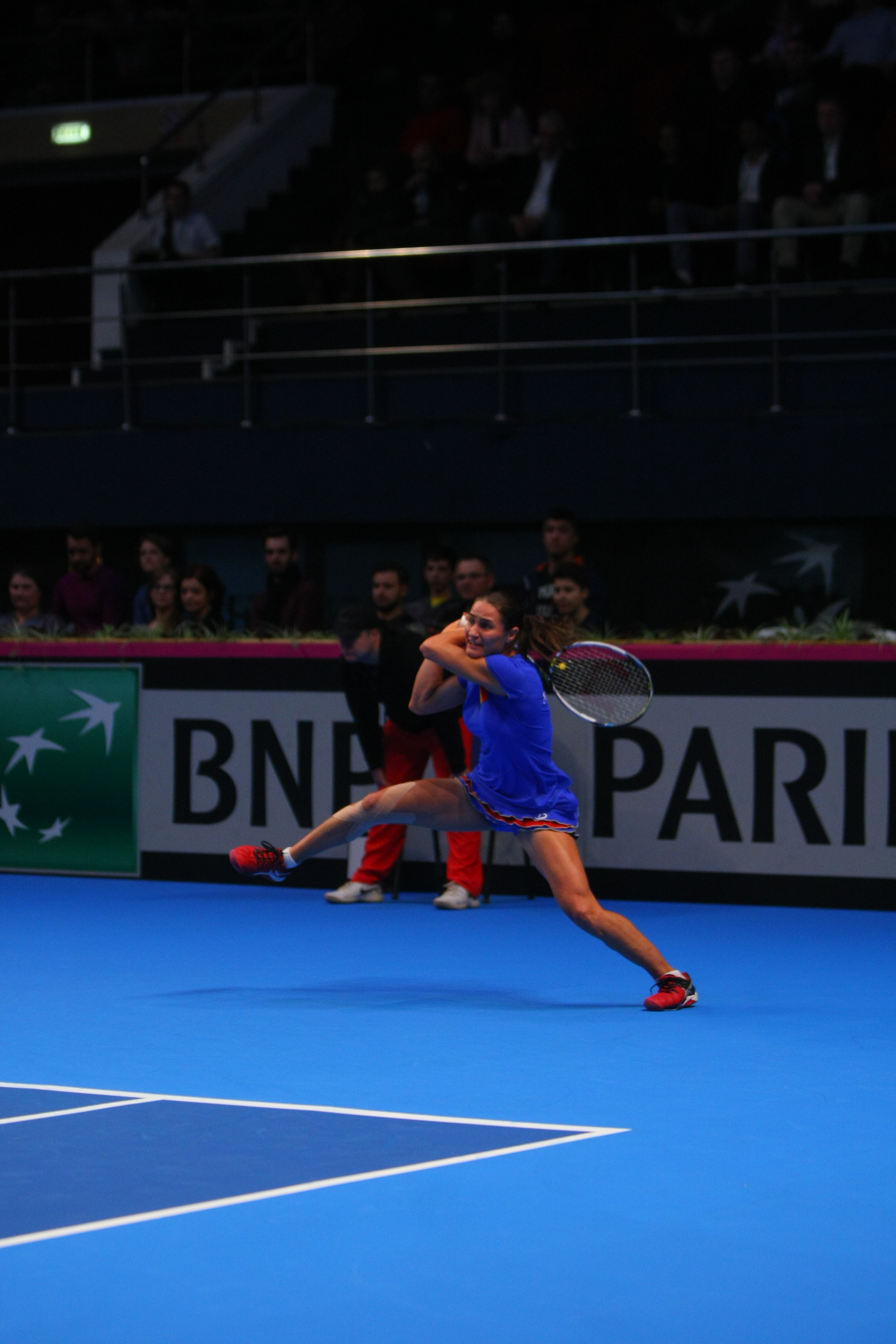 România a fost învinsă de Belgia, în primul tur al Grupei Mondiale II din Fed Cup. Irina Begu a jucat la simplu, dar a pierdut în setul decisiv. Reacții  | FOTO & VIDEO