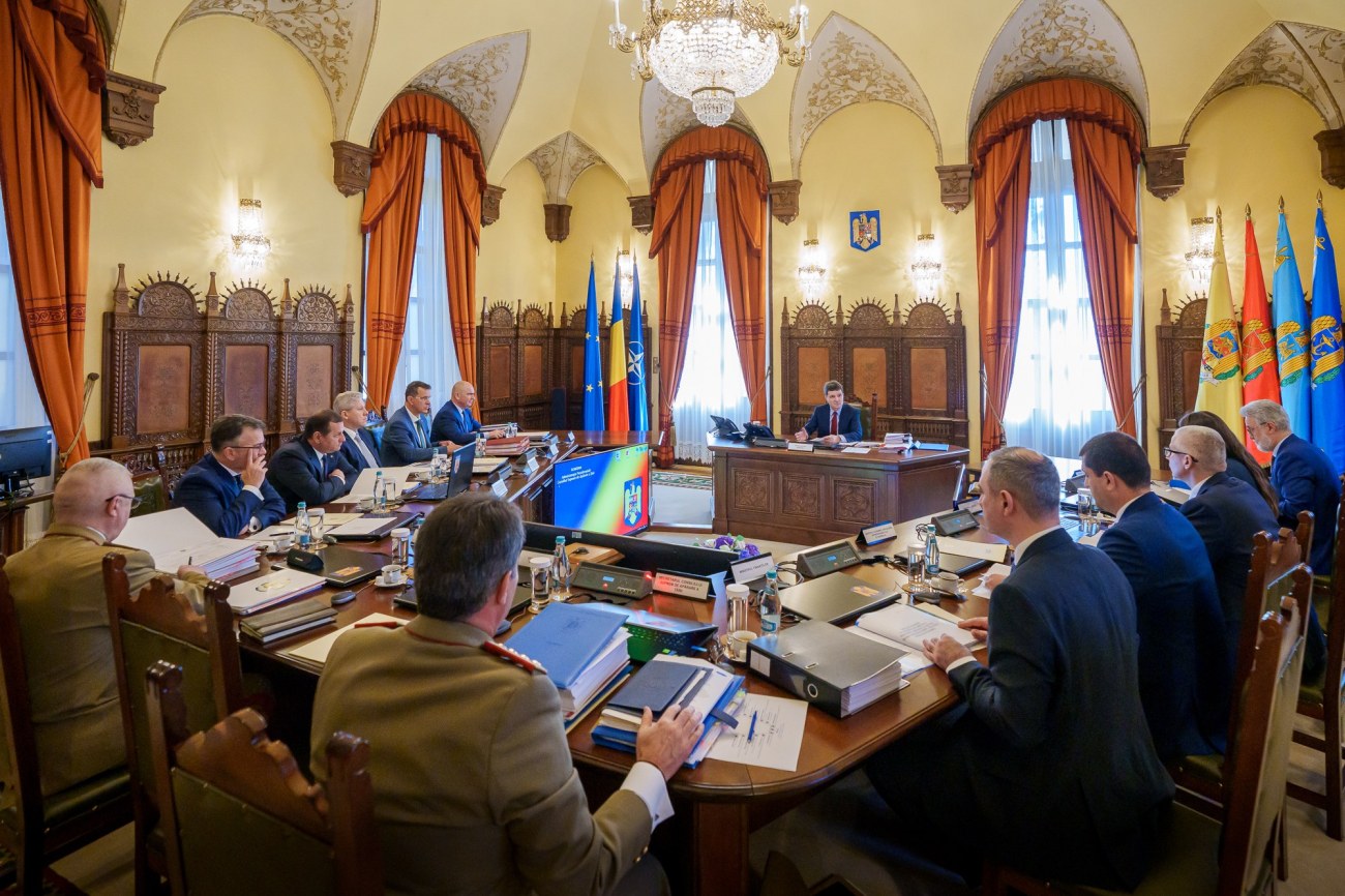 Concluzii după CSAT: creşterea numărului de militari activi și de rezerviști, o prioritate. „Trebuie să fim pregătiți pentru un război de lungă durată”