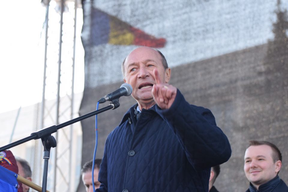 VIDEO | Traian Băsescu: ”Cer Parlamentului României și Parlamentului Republicii Moldovei unirea!”