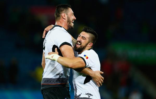CUPA MONDIALĂ DE RUGBY / Minunea și-a cerut jertfa: ”stejarii” i-au dedicat victoria minunată obținută contra Canadei lui Marius Tincu. ^Antrenorului secund i-a decedat mama chiar înaintea meciului cu "arţarii", dar a rămas lângă echipă / VIDEO