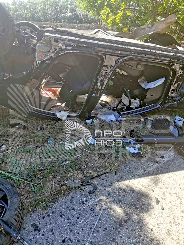 Două mașini românești, distruse de un șofer ucrainean, în Bulgaria. Doi morți și trei răniți grav