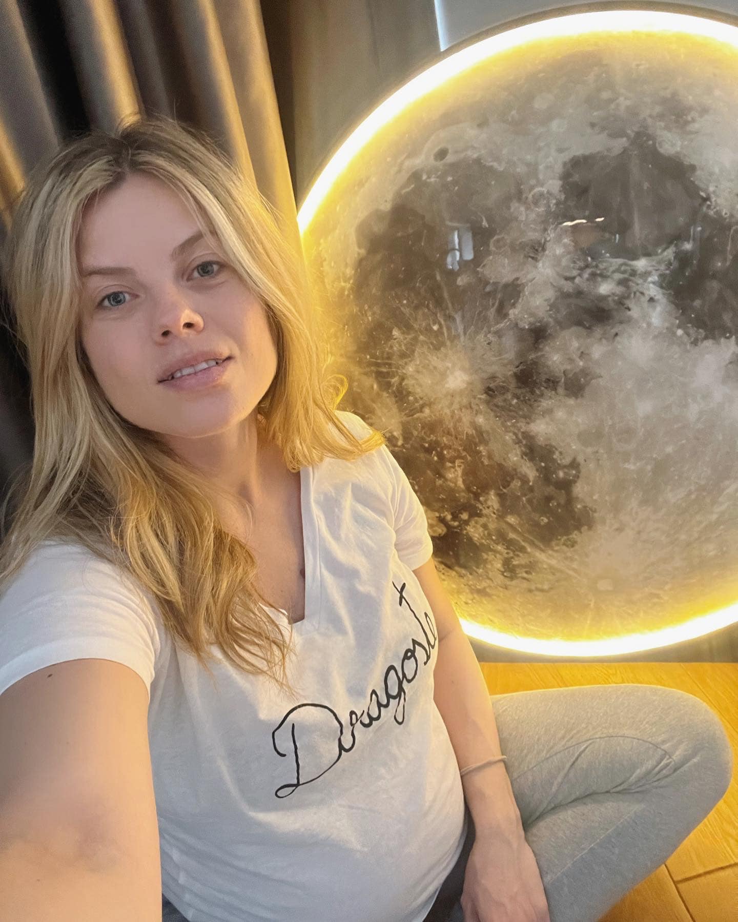 Prima imagine cu fetița Roxanei Hulpe. „Nu mă mai satur să fiu cea mai fericită”