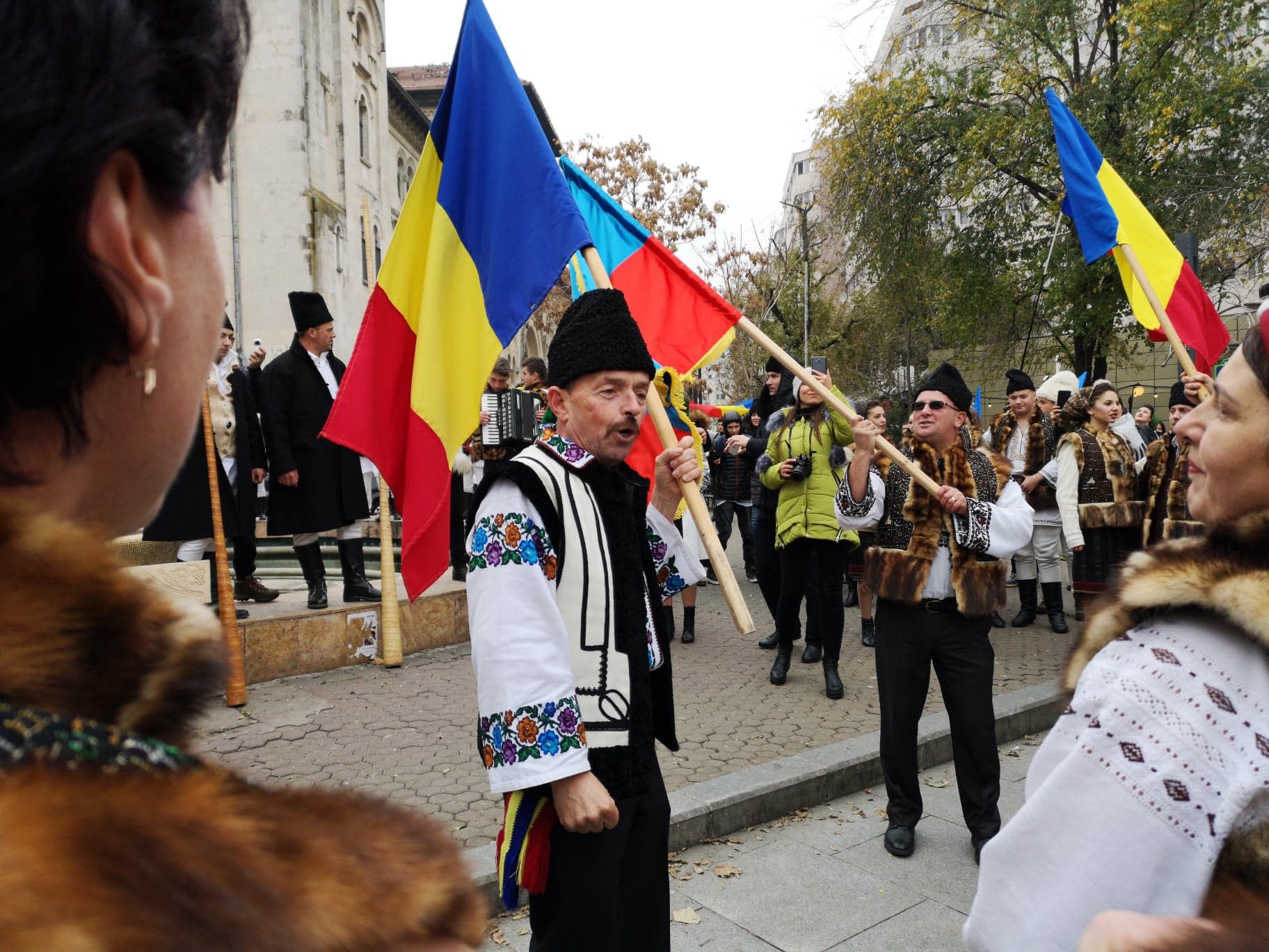 FOTO & VIDEO / Festivalul Bucovinei are loc, până duminică, în centrul Capitalei