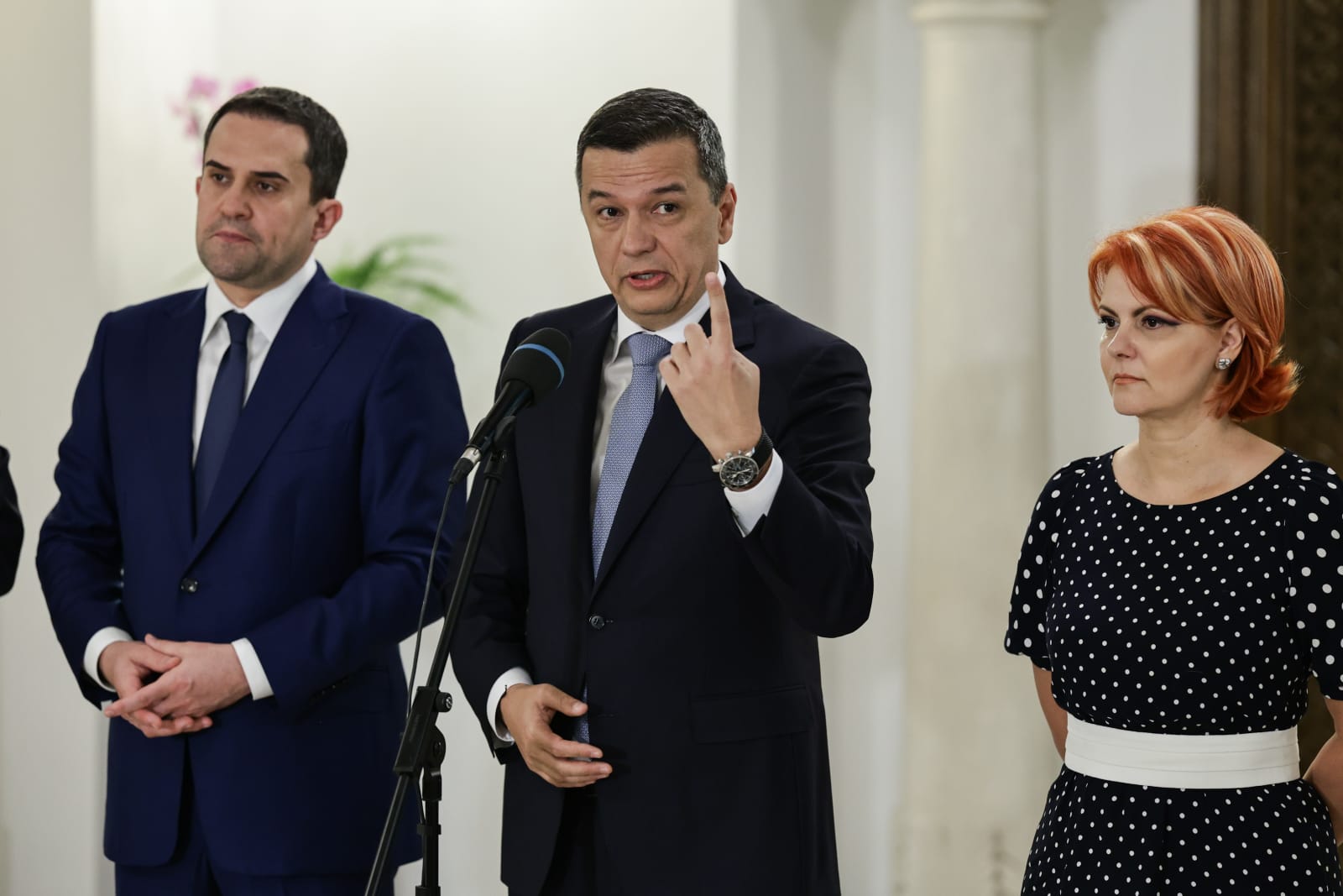 Ceasurile politicienilor și ale oamenilor care au condus fotbalul românesc: ce poartă la mână Gigi Becali sau Cristi Borcea