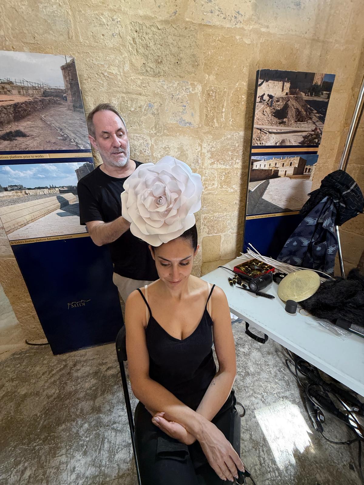 Maraton de prezentări de modă pentru Cătălin Botezatu. Celebrul designer are rar timp de odihnă