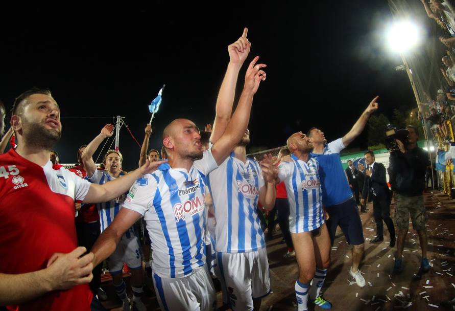 Serie A. Mitriță a promovat în prima ligă italiană cu Pescara. Tot orașul a ieșit pe străzi / GALERIE FOTO & VIDEO