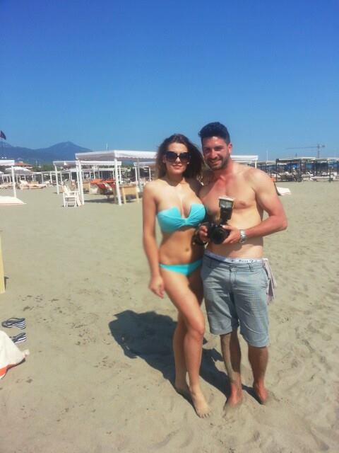 NIMENI N-A AVUT HABAR. Tătăruşanu are o verişoară SUPER-SEXY care ^face RAVAGII în Italia. Ce spune despre portarul Fiorentinei / GALERIE FOTO