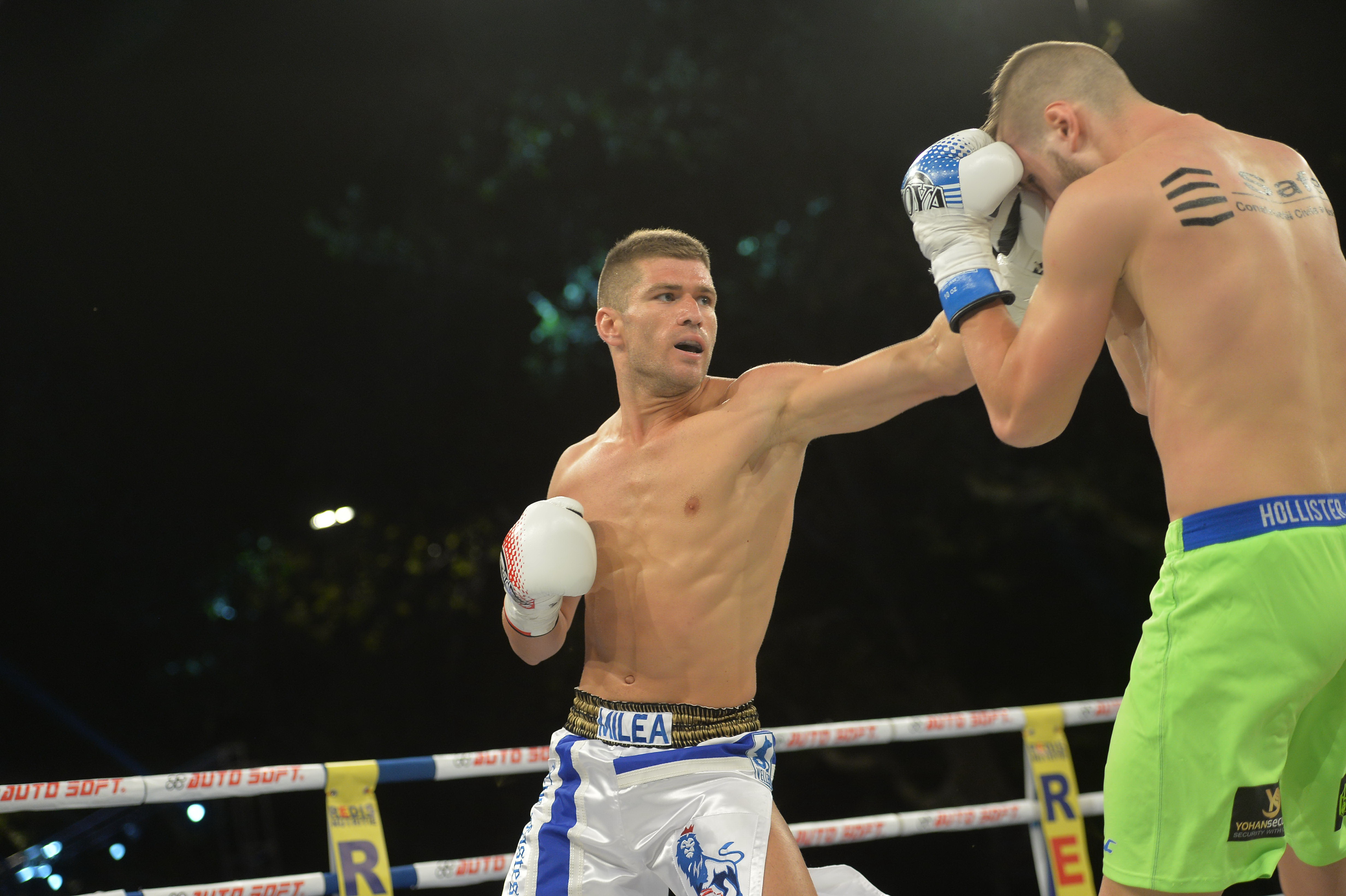 Andrei Stoica îşi păstrează centura de campion mondial / GALERIE FOTO&VIDEO
