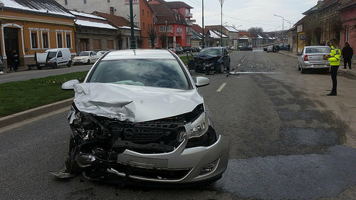 Un consilier PSD din Caransebeș a provocat un accident cu patru victime