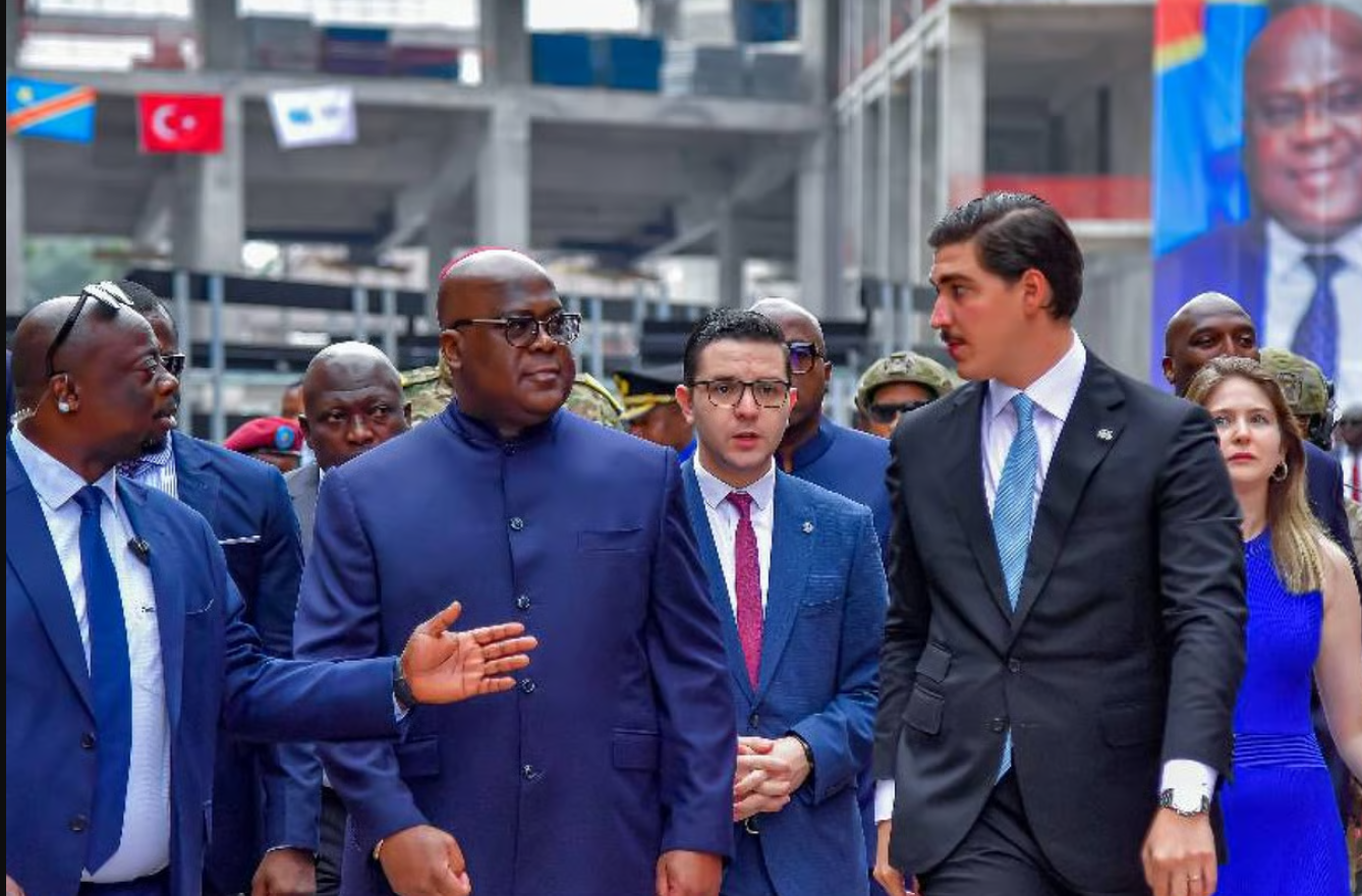 Turhan Mildon (right) and DRC President Félix Tshisekedi at the construction site of the Kinshasa financial center, a project led by Milvest. (Photo: DRC Presidency)
