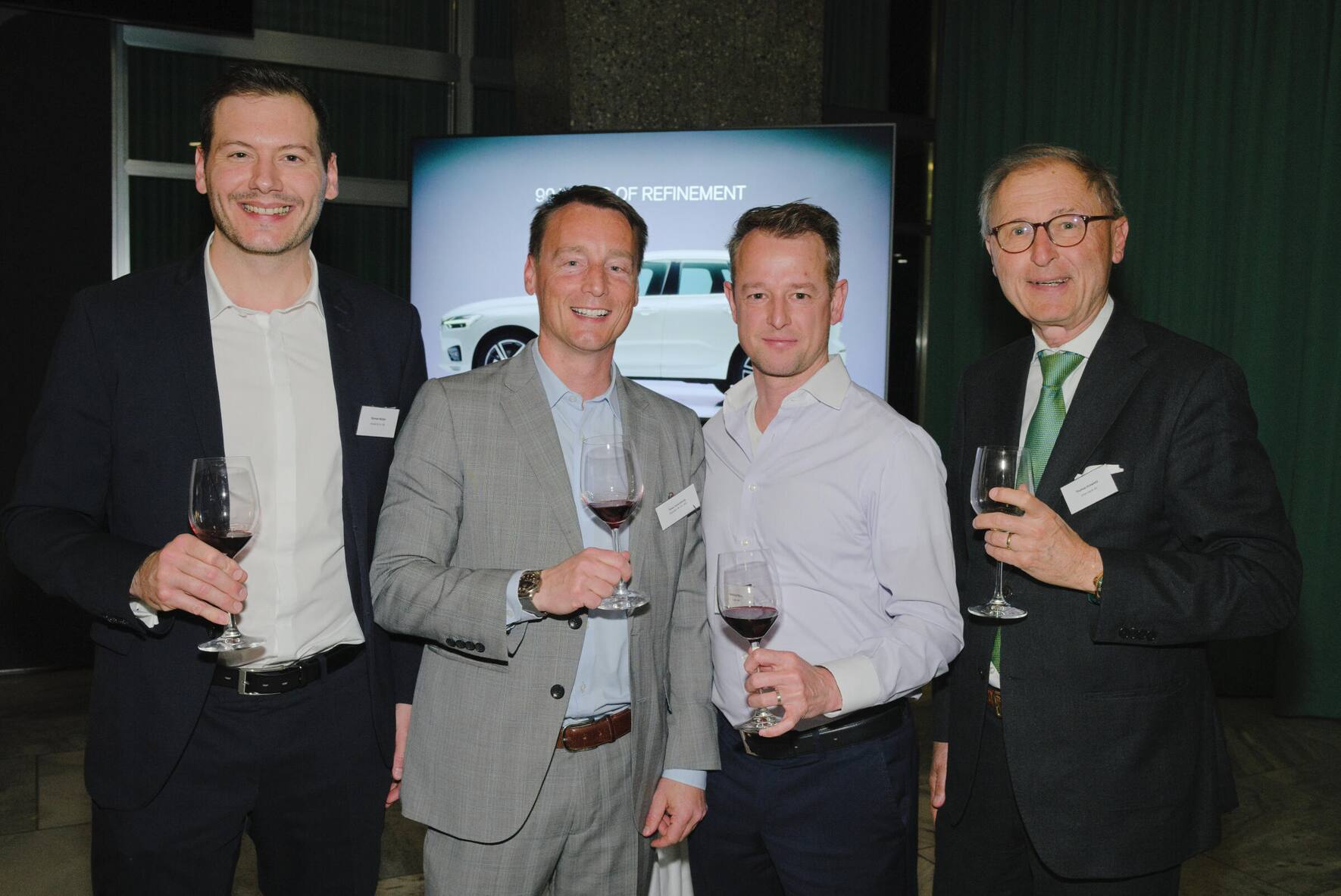 Roman MÃÂ¼ller, JKessler & Co. AG; Timo Salvisberg, Kessler & Co. AG; Philipp Kipfer, Julius BÃÂ¤r; Thomas Krawietz, Union Bank AG