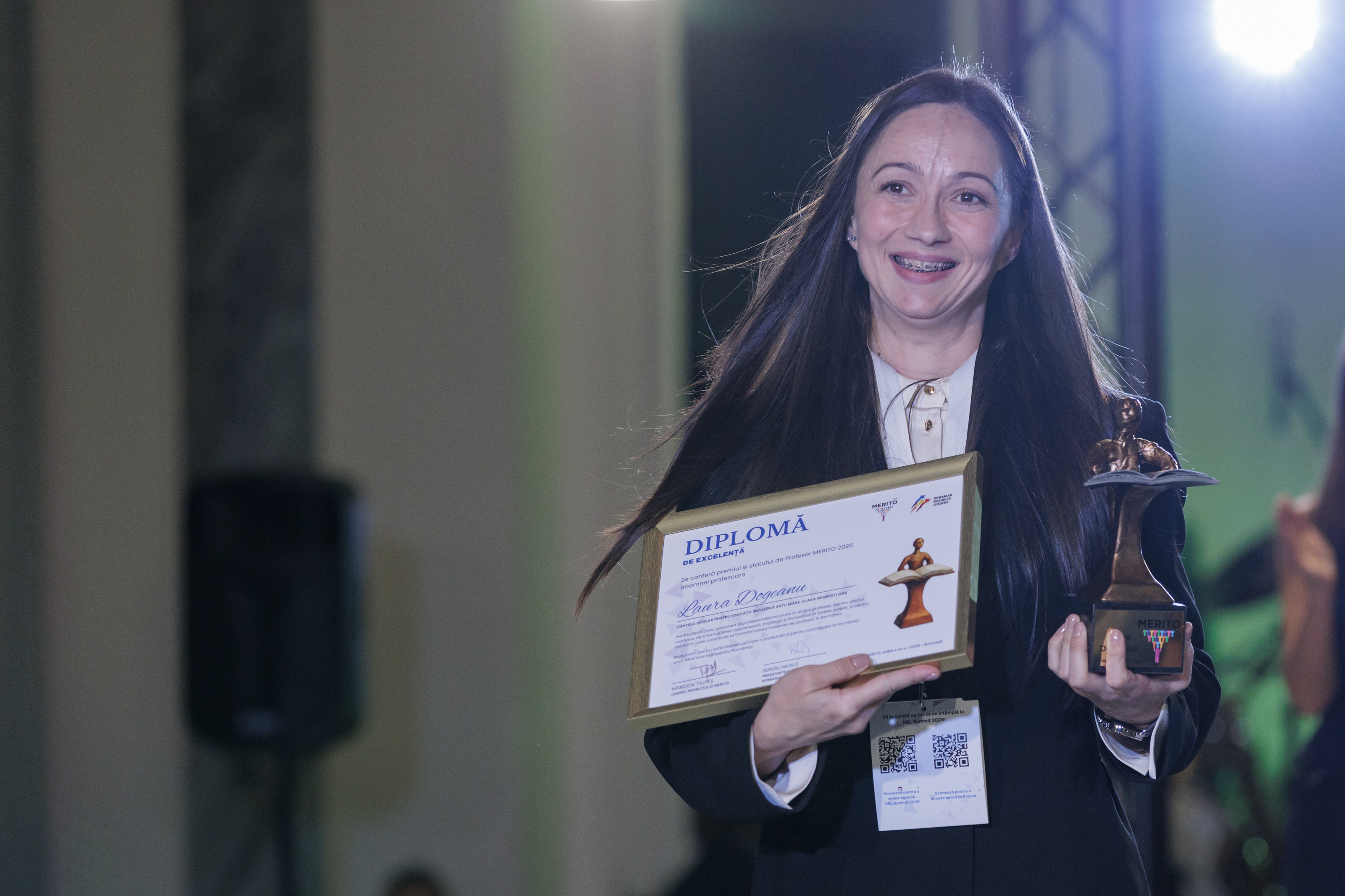 Gala MERITO 2026. Ce a spus ministrul Mihai Dimian despre secretarul de stat Sorin Ion, de toată sala a izbucnit în hohote de râs