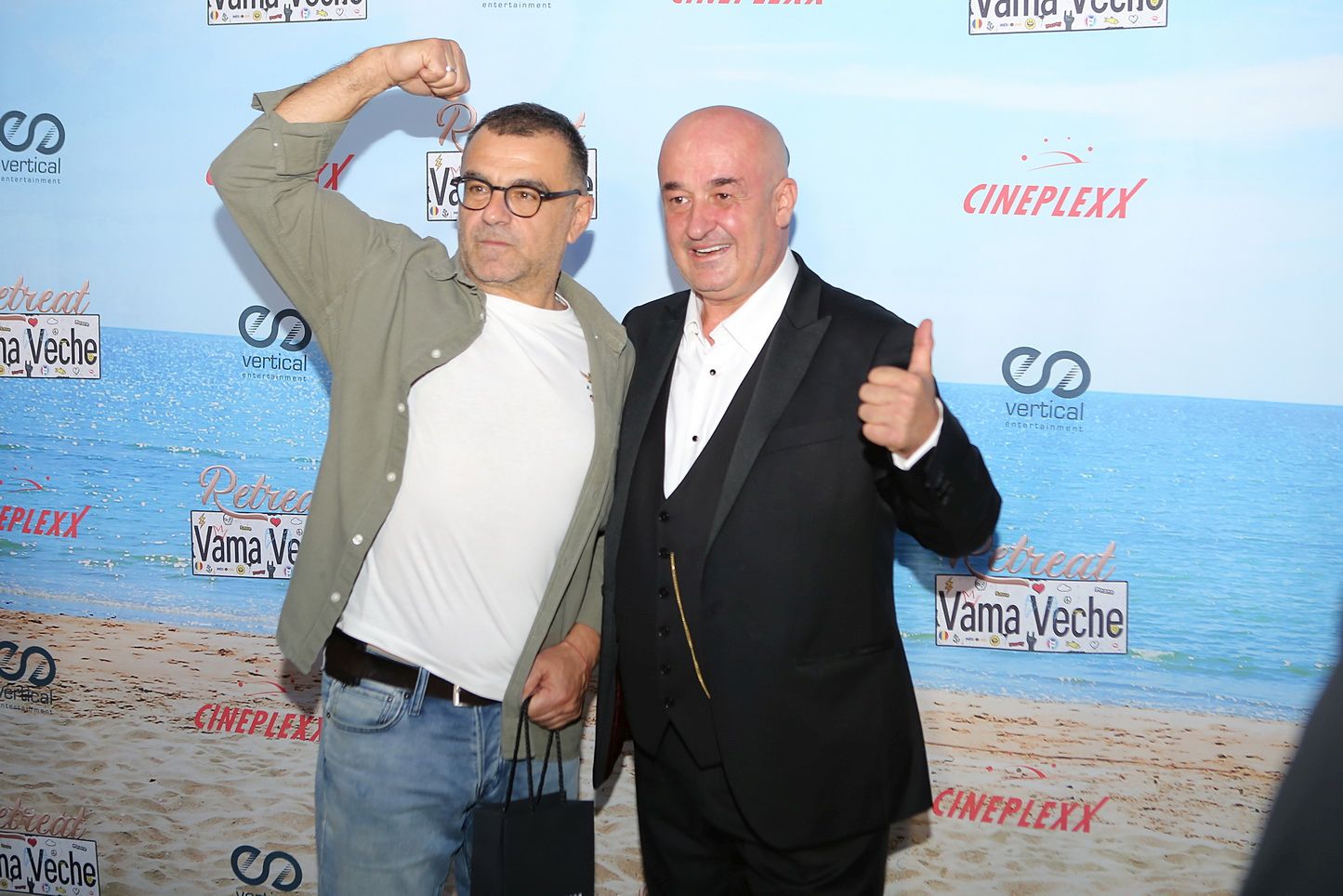 Cum au apărut vedetele la premiera „Retreat Vama Veche”. Daciana Sârbu a mers însoțită de Victor Ponta, iar Kira Hagi de cumnata Elena
