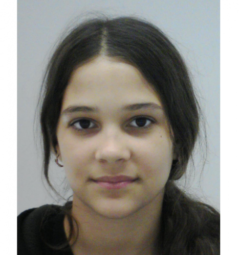 Egy 13 éves lányt keres Budapesten a rendőrség - barna hajú, fekete kabátot viselt