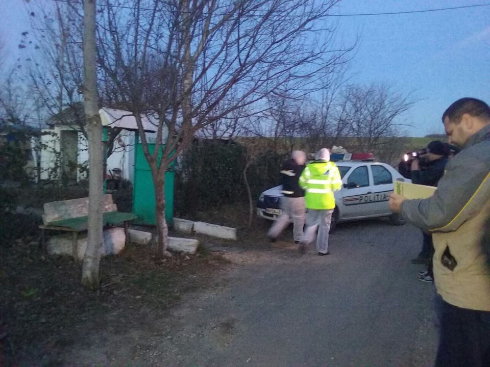 Crimă pasională într-un sat din Constanța. Și-a omorât soția, apoi s-a sinucis