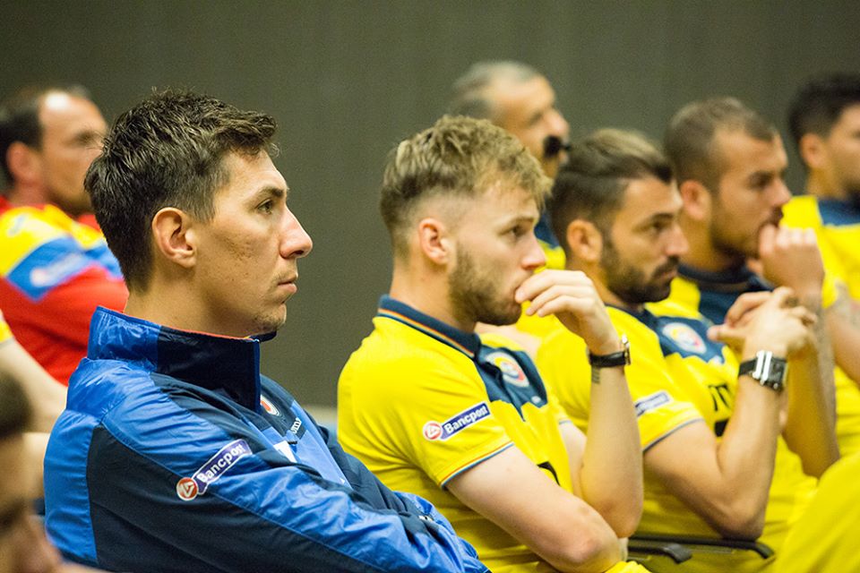 Se schimbă fotbalul! Ce se întâmplă dacă un jucător se oprește înainte să bată un penalty