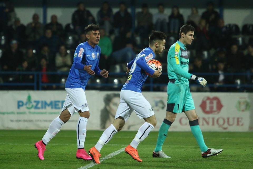Liga I, play-off, etapa a 6-a: Viitorul - Astra 1-3. Liderul a defilat! Au punctat Boudjemaa, Găman și Alibec, respectiv tânărul Ciobanu. Gazdele, în 10! VIDEO