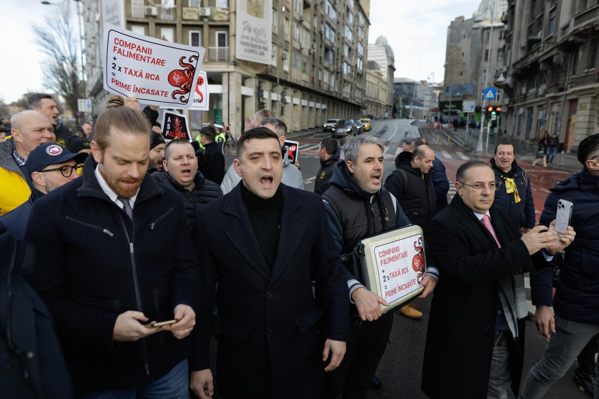 Protest AUR la sediul ASF, circulație blocată pe Splaiul Independenței