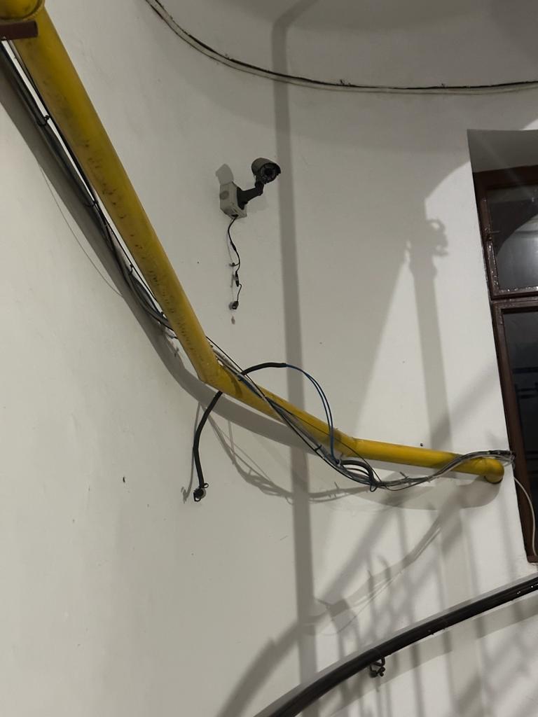 Un timișorean condamnat pentru consum de droguri, ridicat de Poliție după ce a făcut scandal într-un bloc