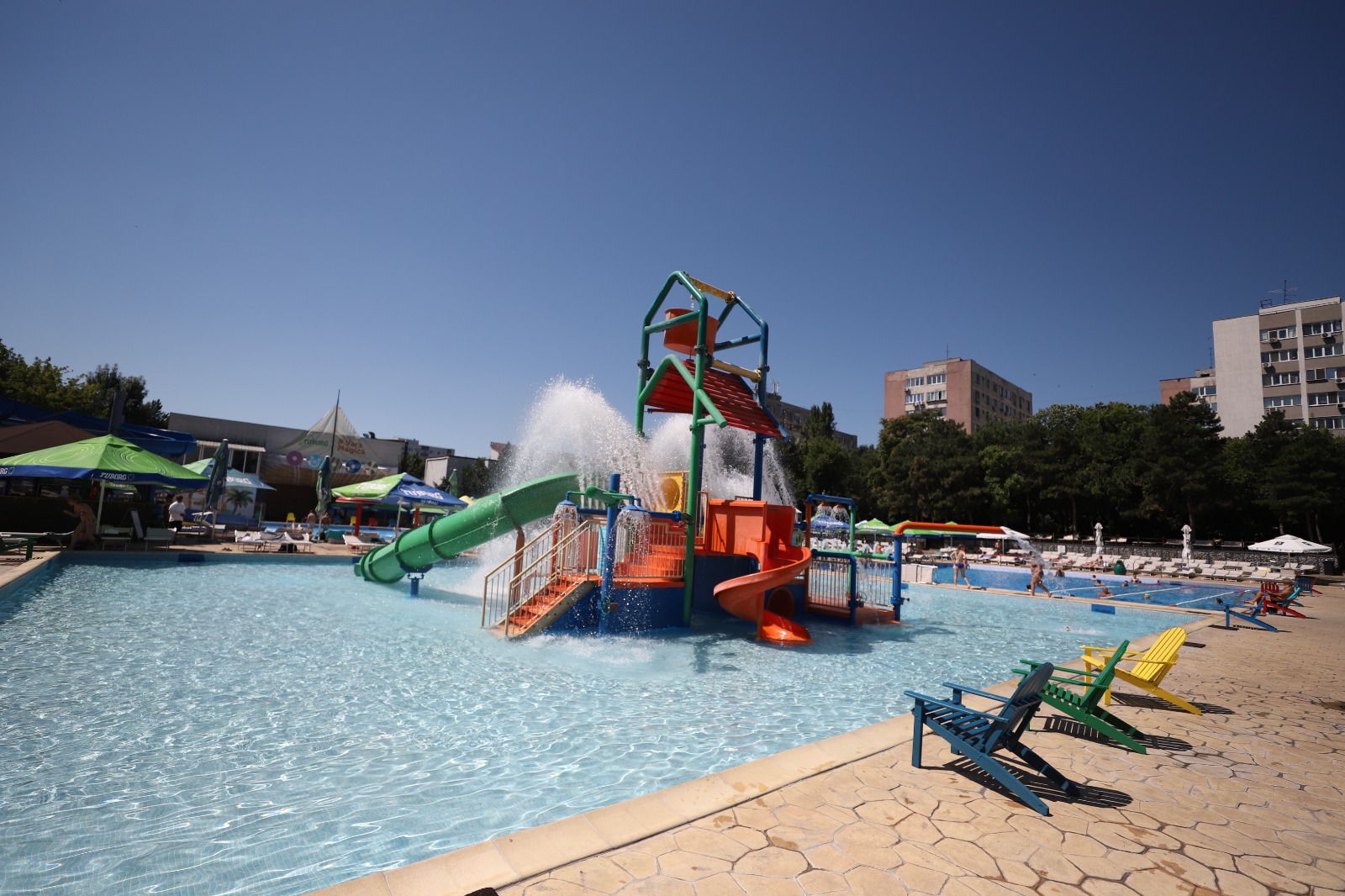 Cât costă intrarea la piscinele din București în vara lui 2026